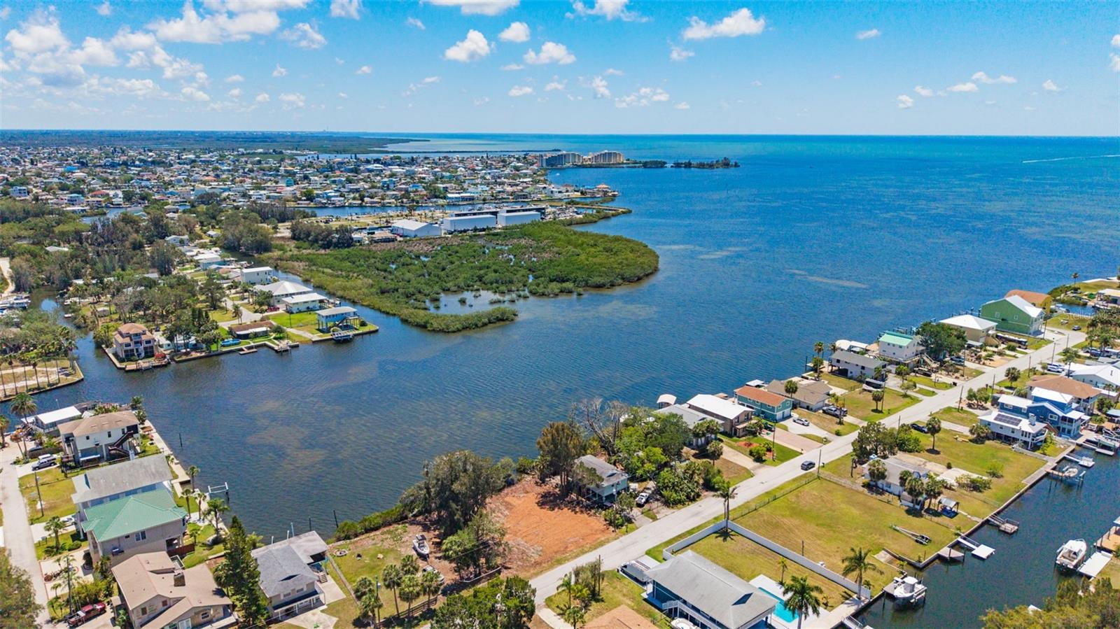 6646 Seaview Blvd Property Photo 16