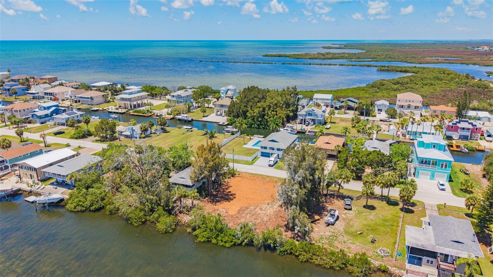 6646 Seaview Blvd Property Photo 18