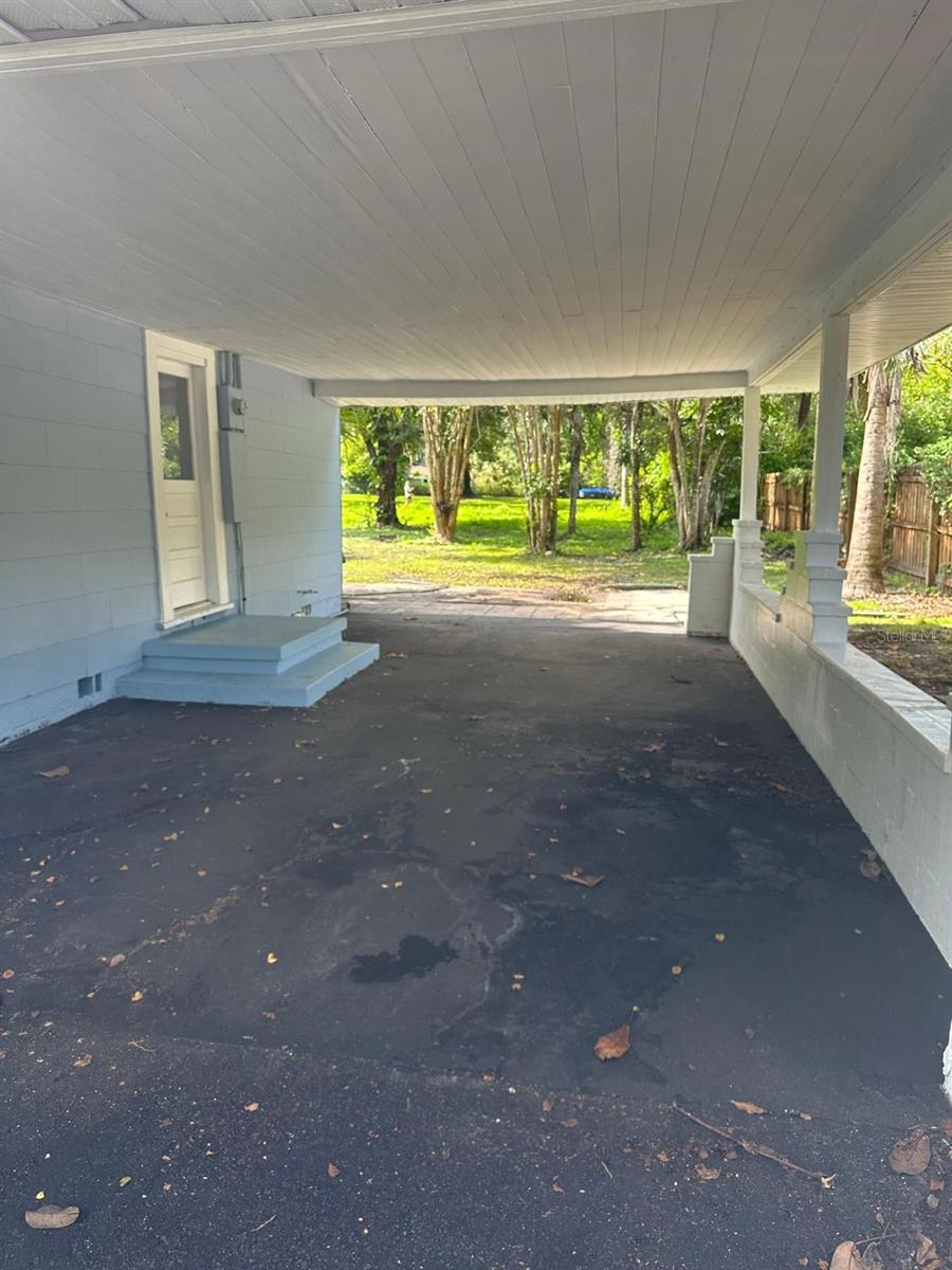1714 2nd Ave E Property Photo 8