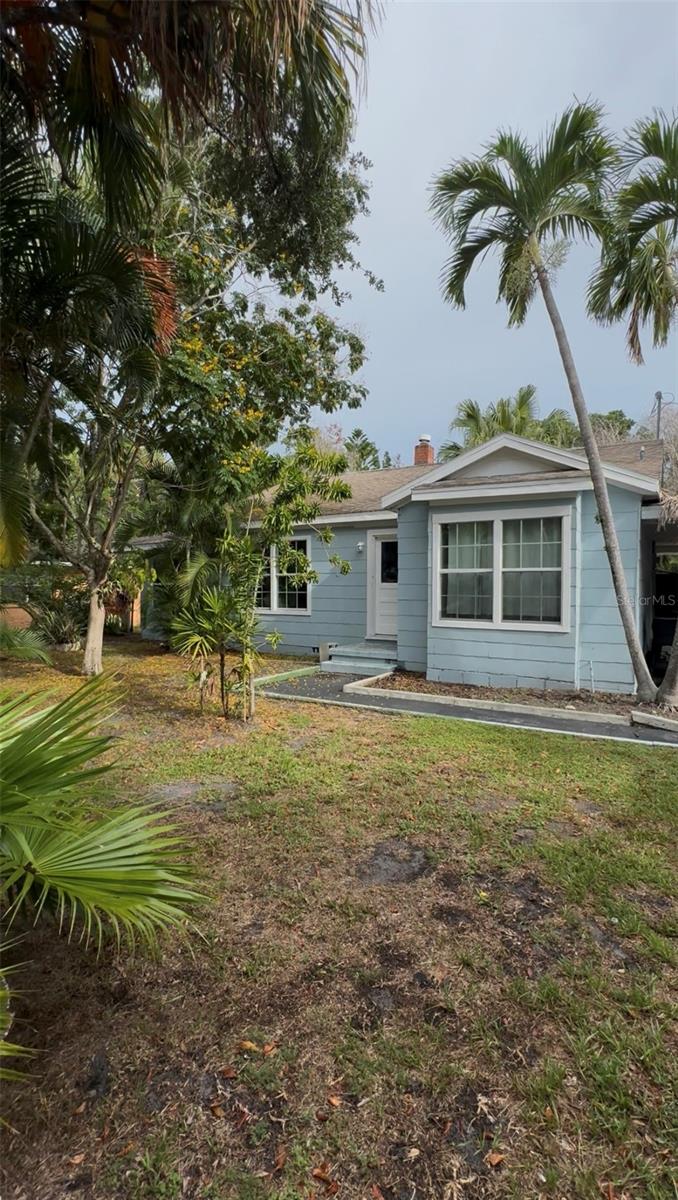 1714 2nd Ave E Property Photo 10