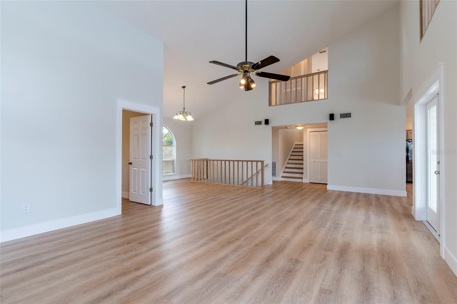 TB8505021 Property Photo 9