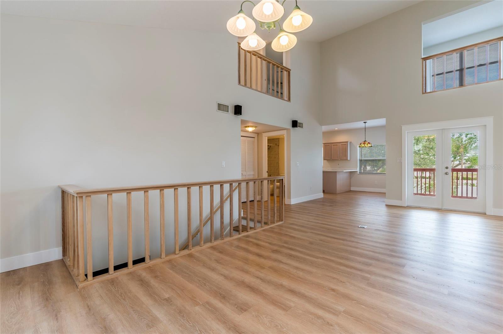 TB8505021 Property Photo 11