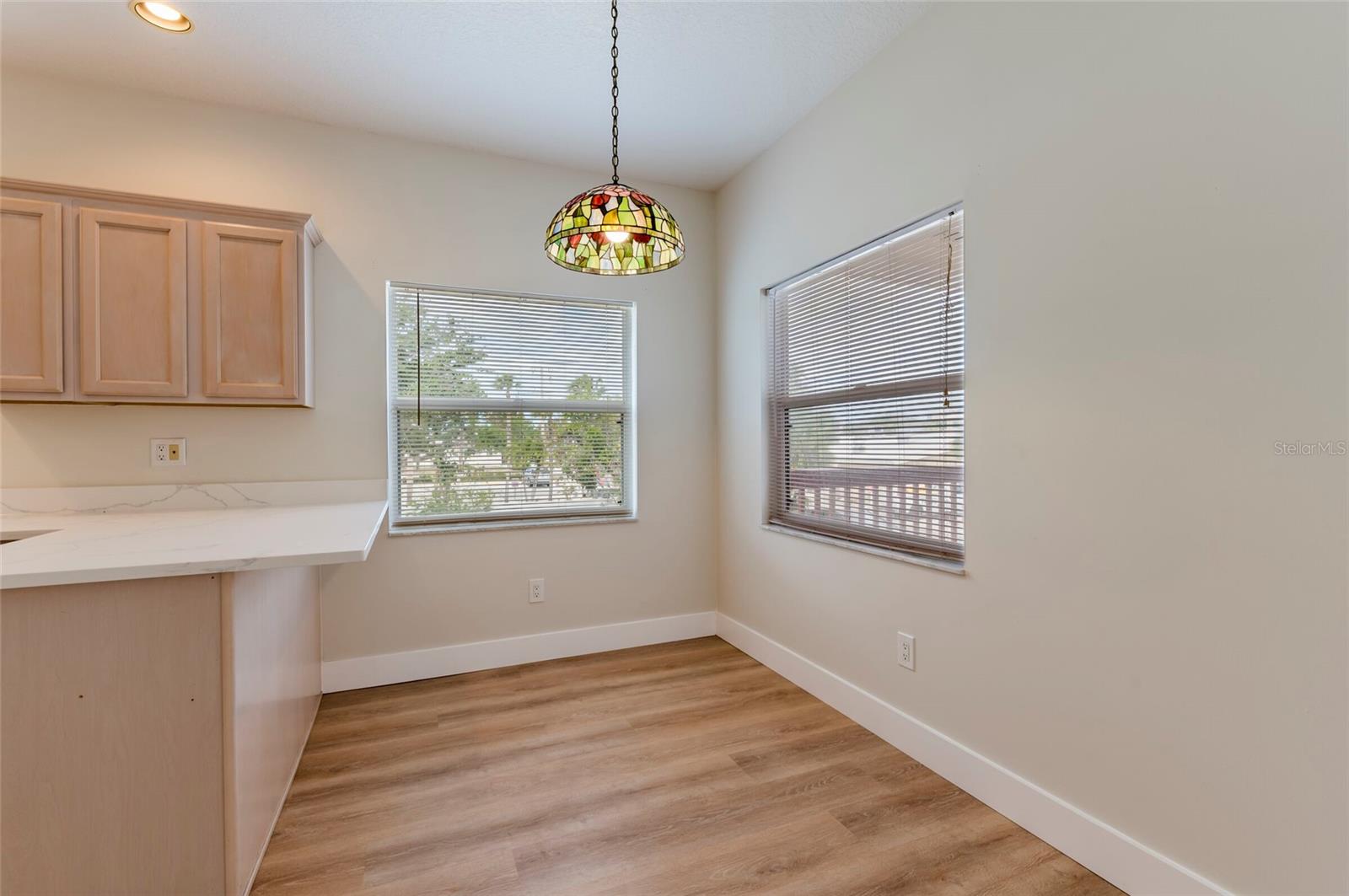 TB8505021 Property Photo 12