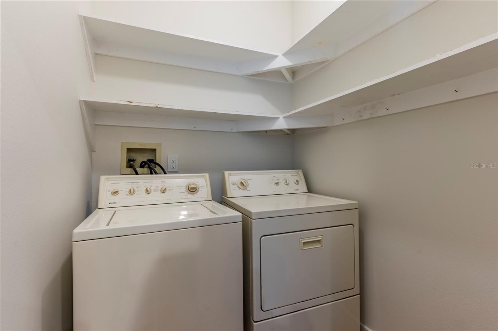 TB8505021 Property Photo 18