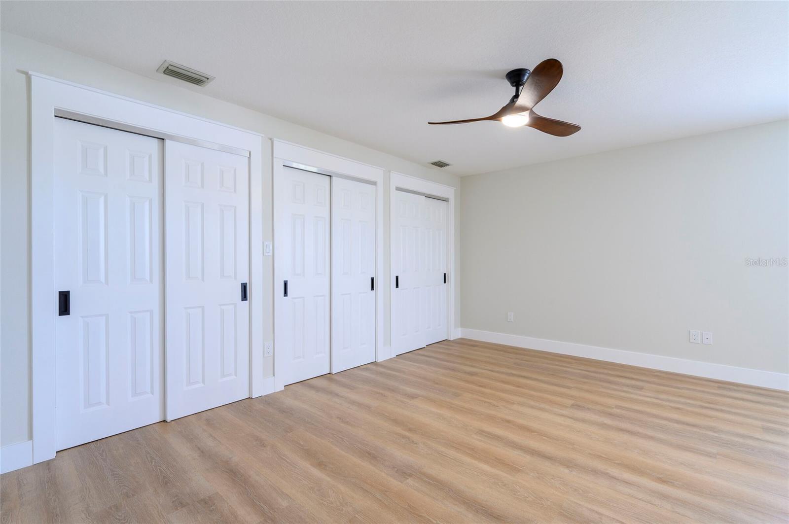 TB8505021 Property Photo 31