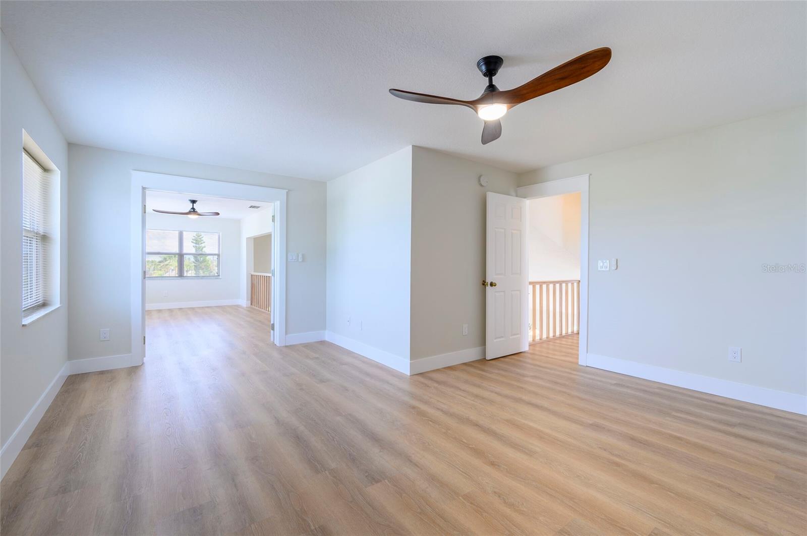 TB8505021 Property Photo 32