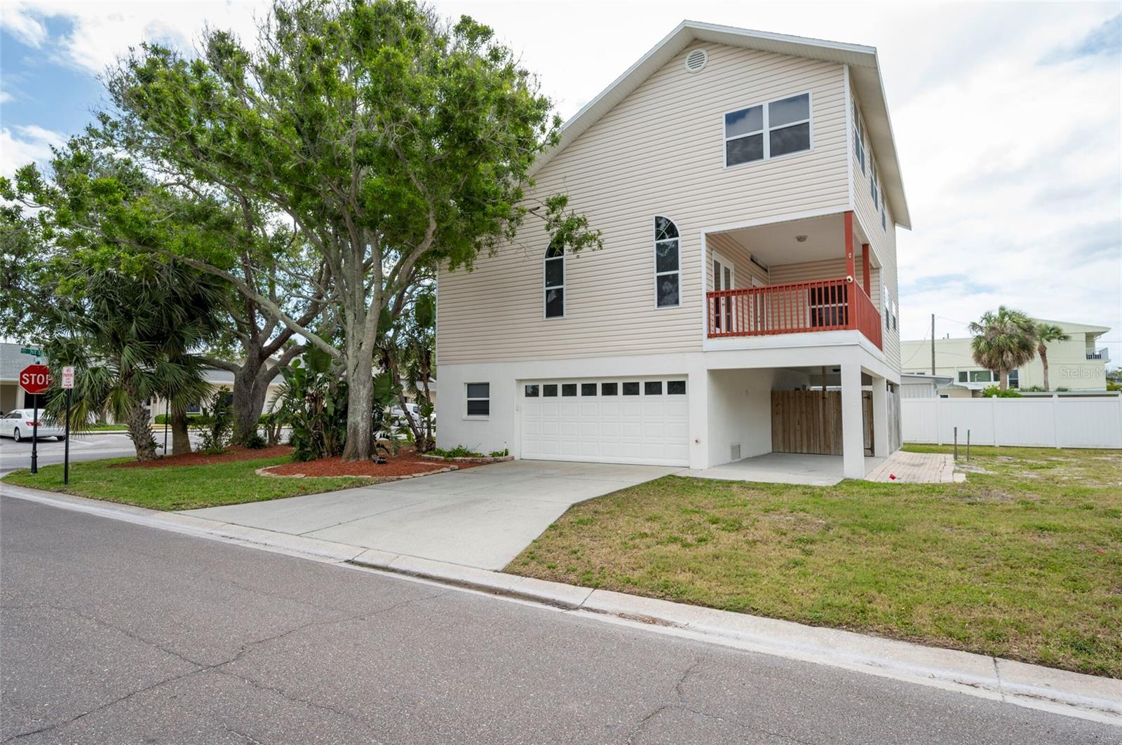 TB8505021 Property Photo 43