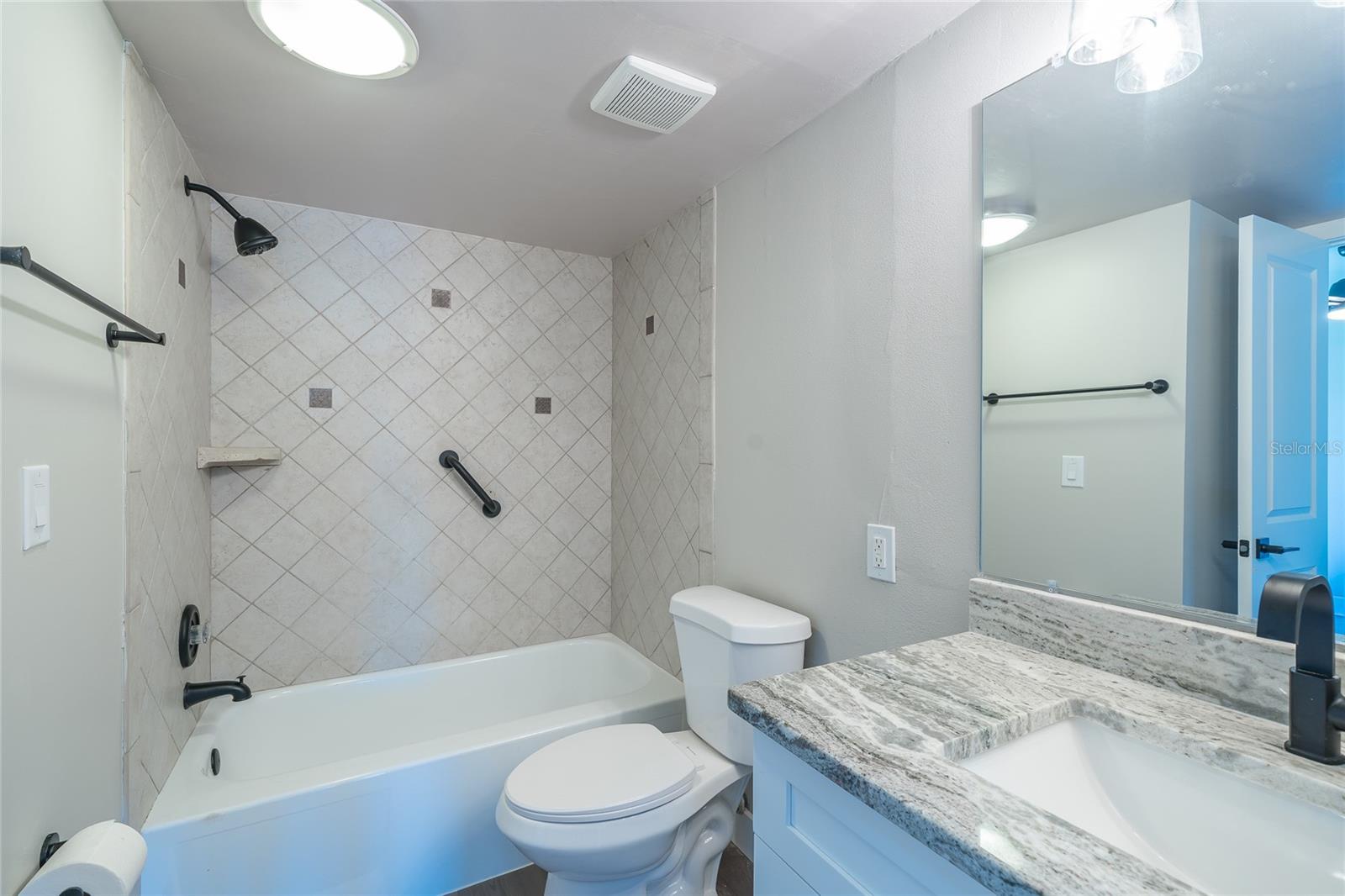 372 Moorings Cove Dr #372 Property Photo 33