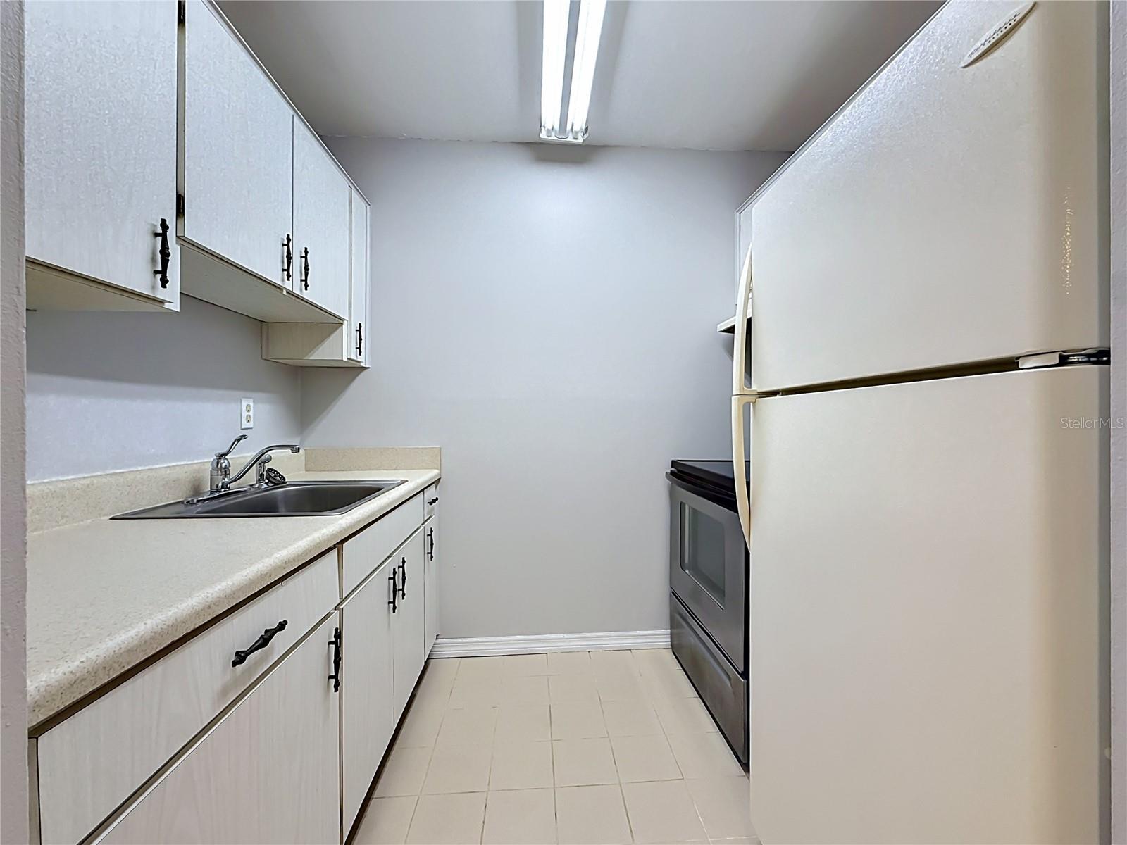 2474 Enterprise Rd #3 Property Photo 12