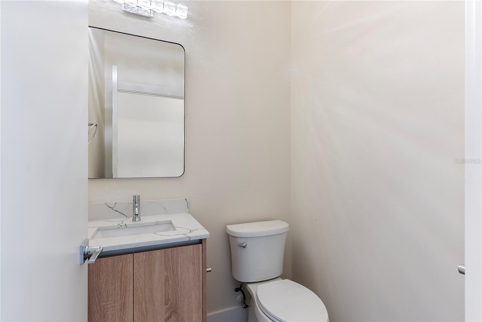 8405 Modano Pl Property Photo 9