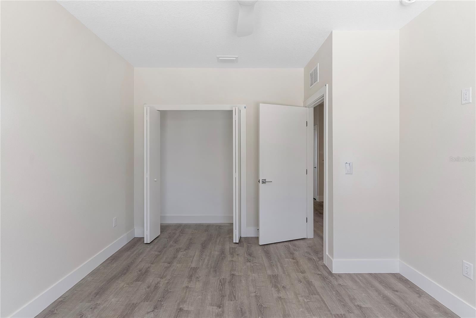 8401 Modano Pl Property Photo 24