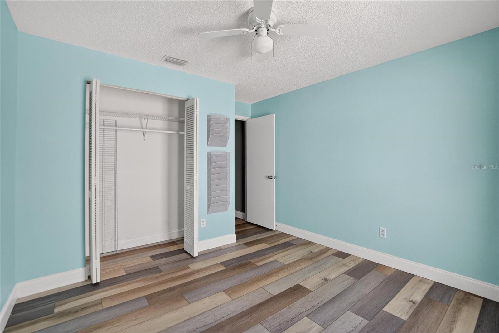 305 Sand Ridge Dr Property Photo 28