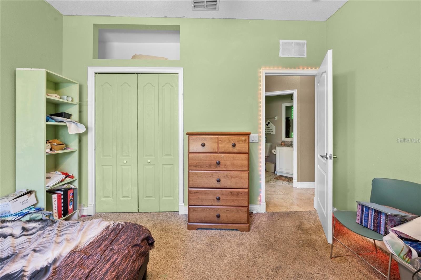 13040 Quigley Ave Property Photo 30