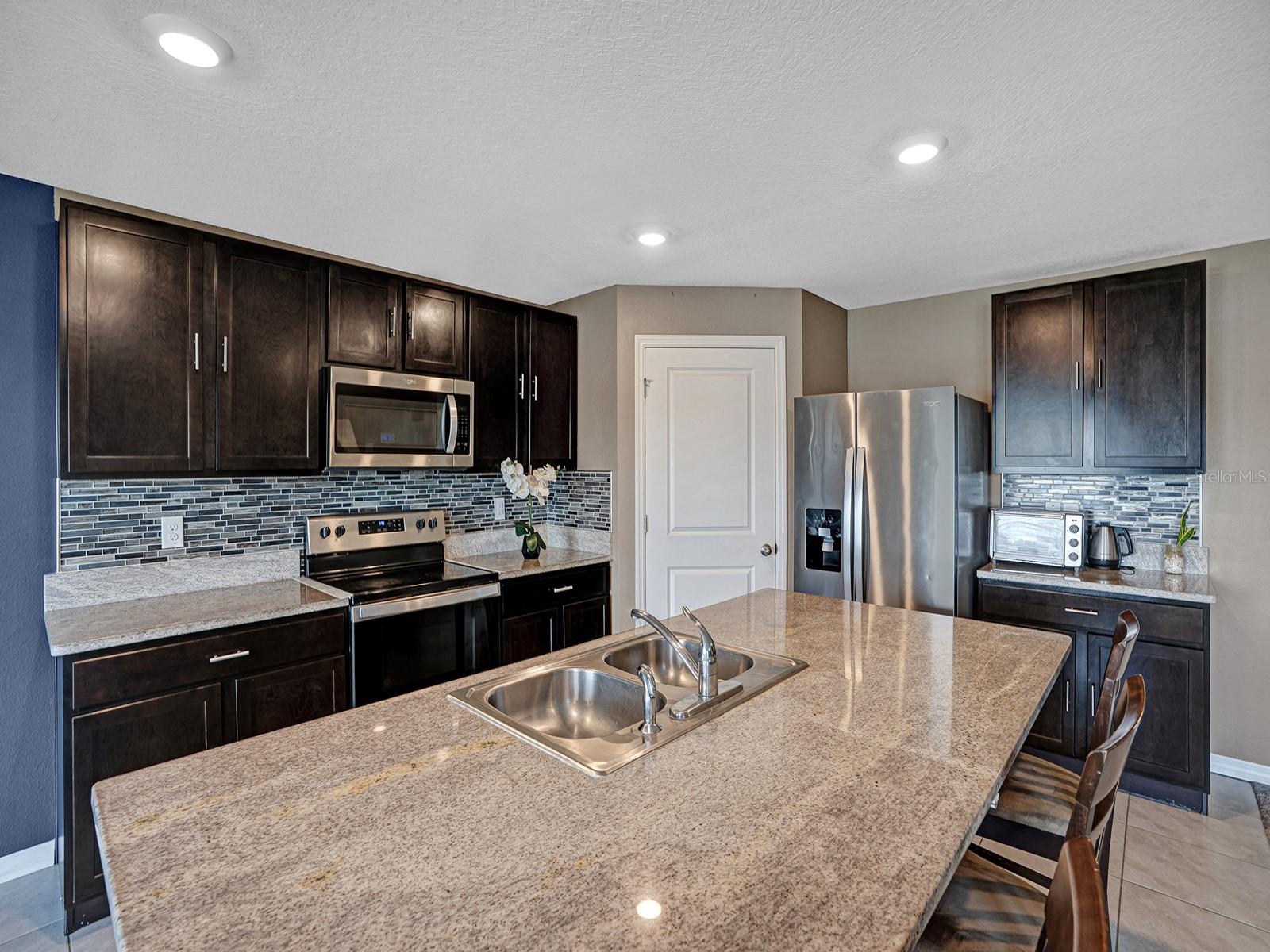 7850 Sail Clover Ln Property Photo 10