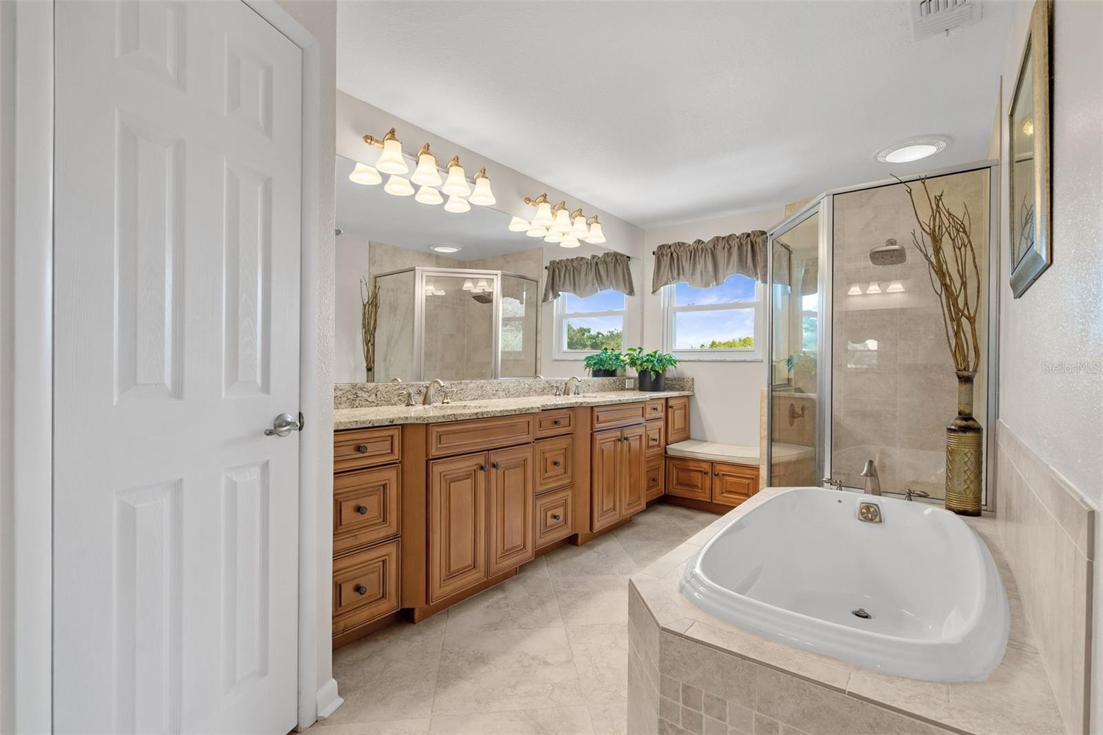 4029 Bell Grande Dr Property Photo 32