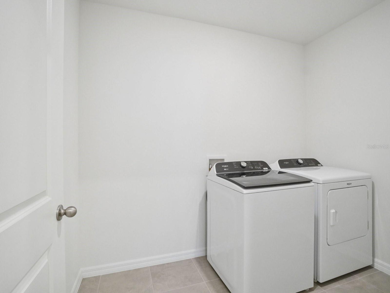 1696 Coolridge Pl Property Photo 10