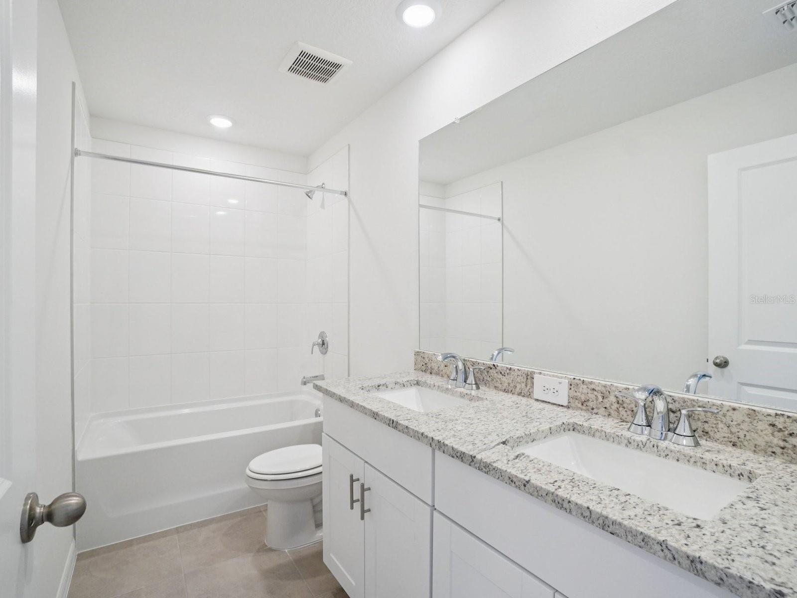 1696 Coolridge Pl Property Photo 17