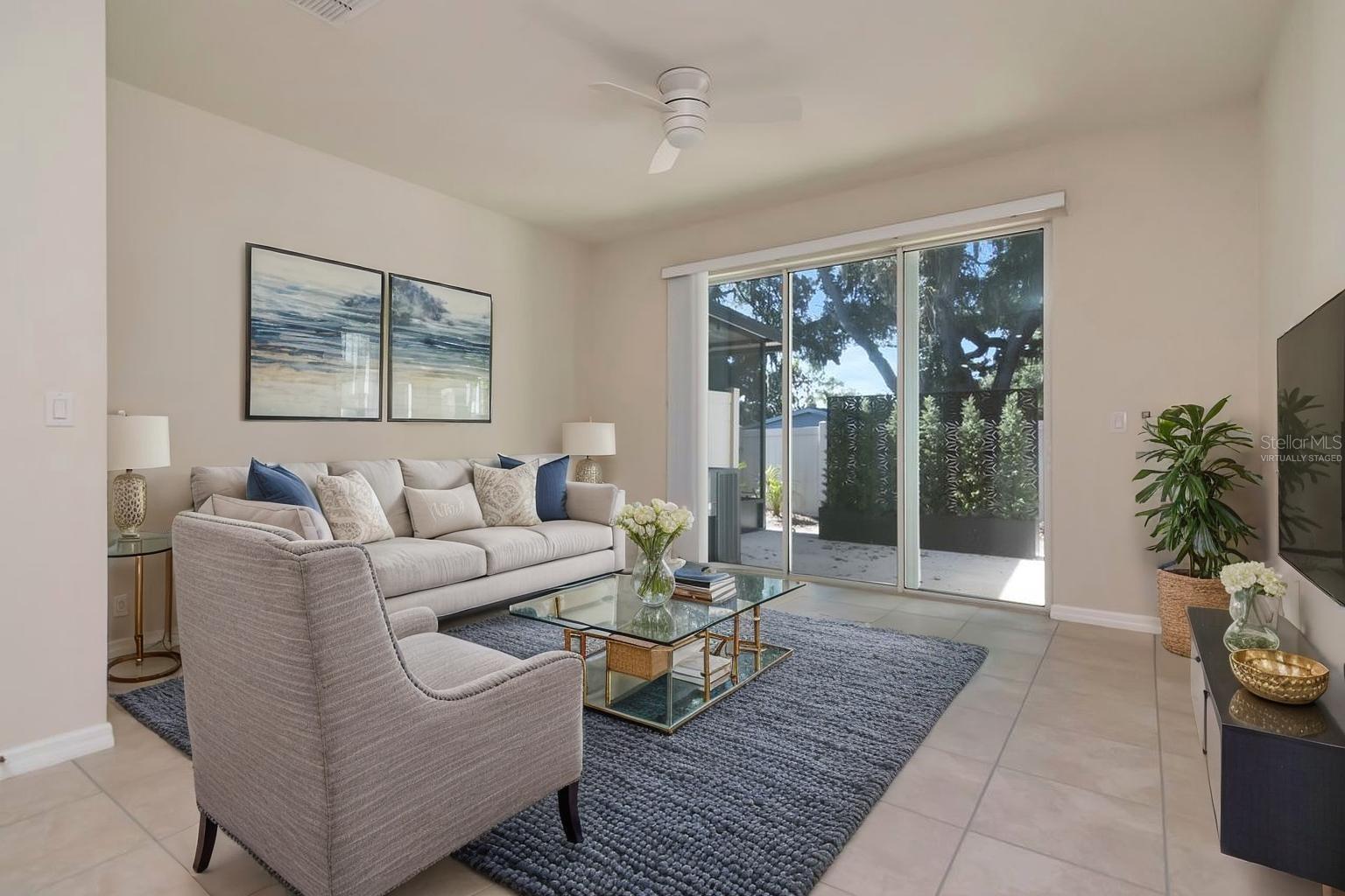 5368 Sylvester Loop Property Photo 2