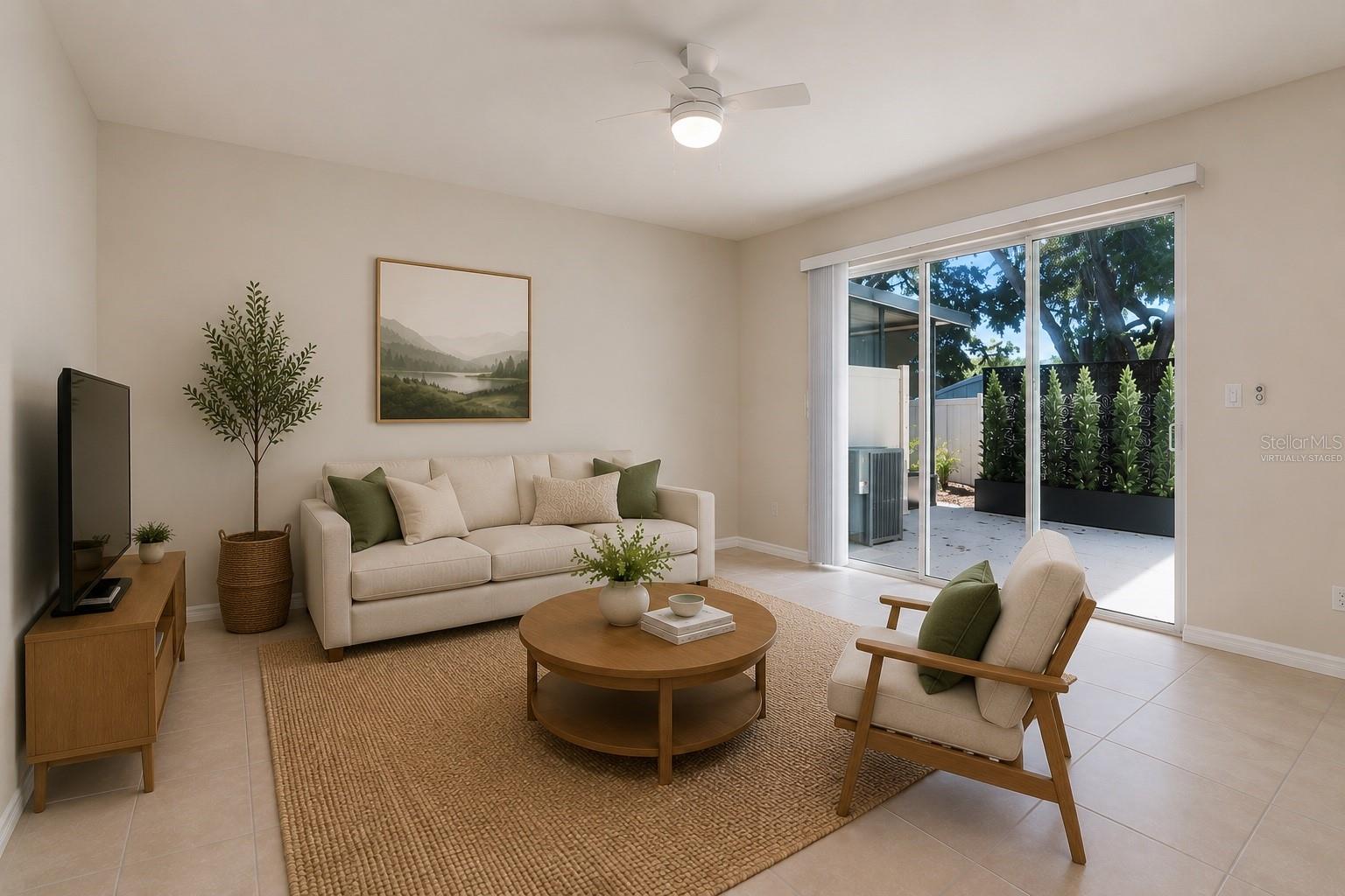 5368 Sylvester Loop Property Photo 4