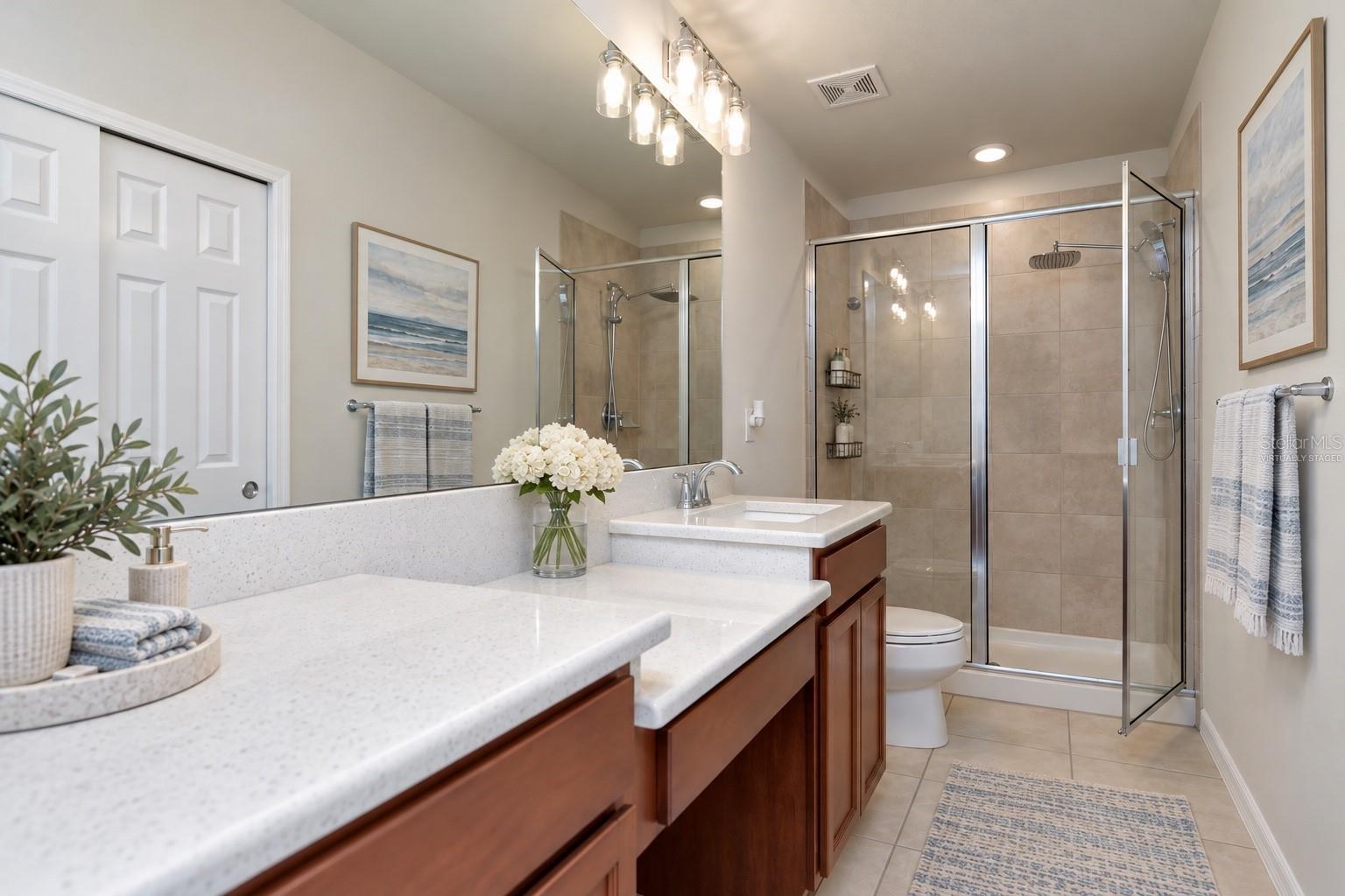 5368 Sylvester Loop Property Photo 6