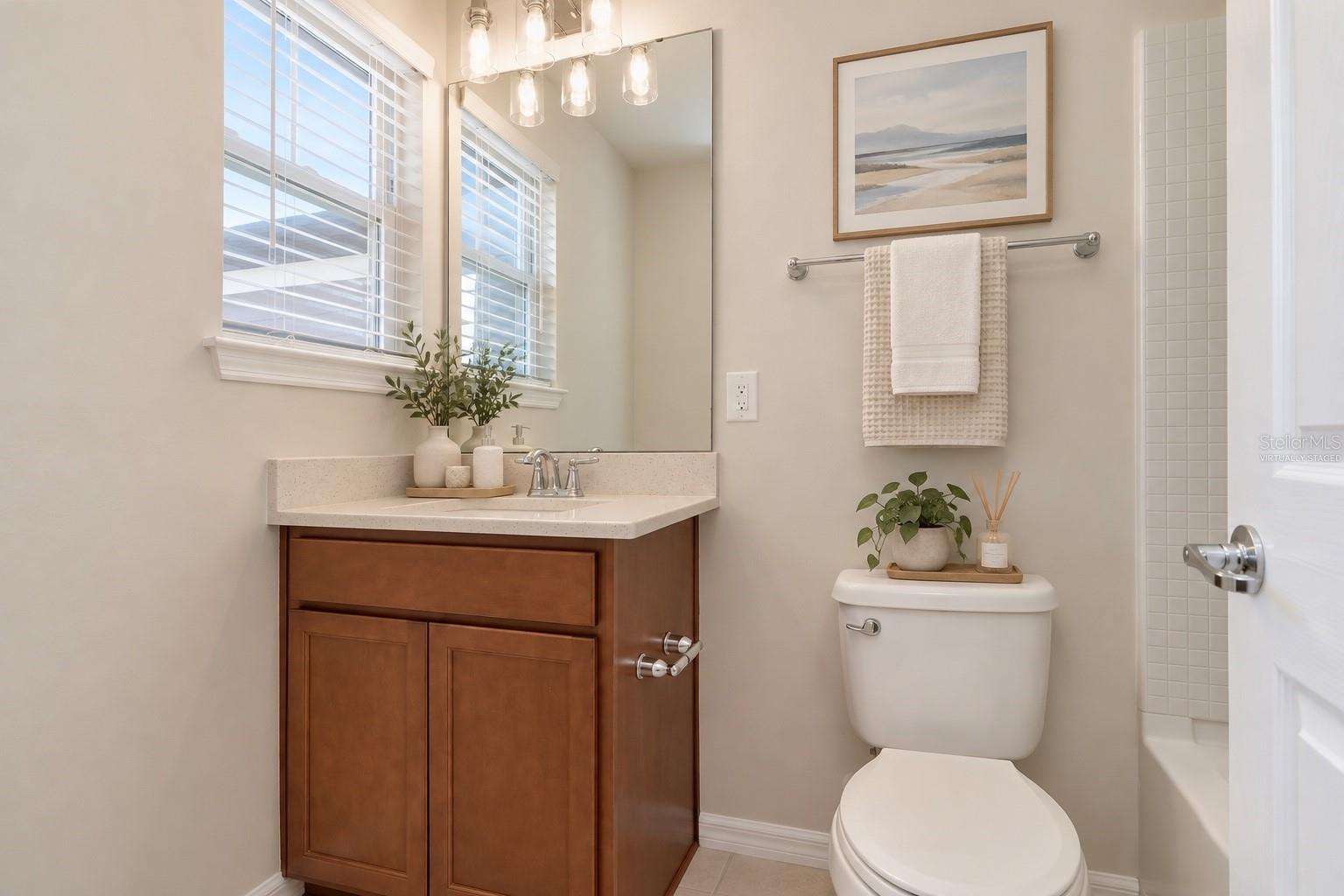5368 Sylvester Loop Property Photo 9