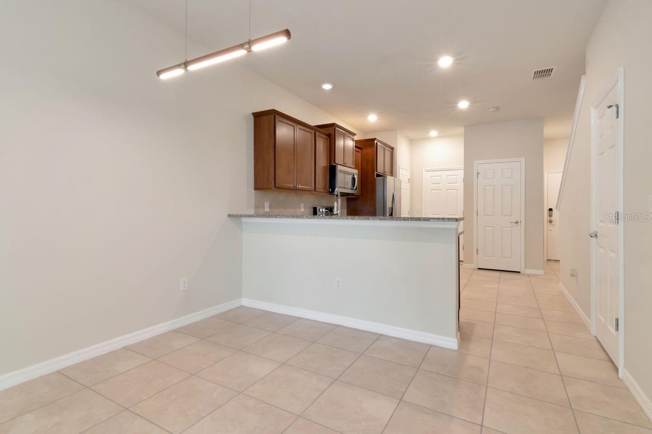 5368 Sylvester Loop Property Photo 14