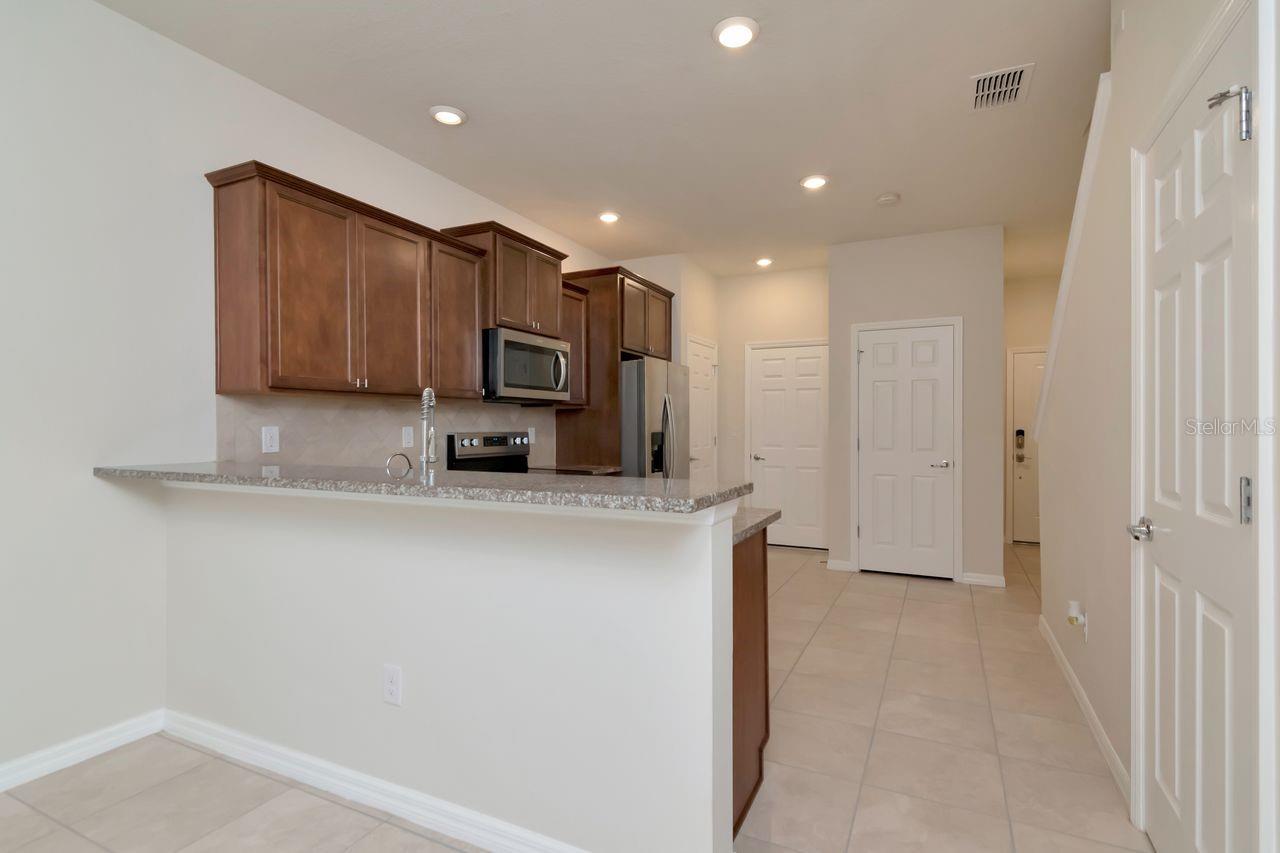 5368 Sylvester Loop Property Photo 16