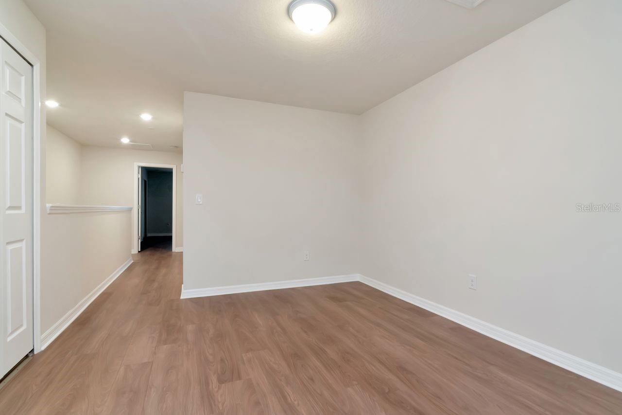 5368 Sylvester Loop Property Photo 30