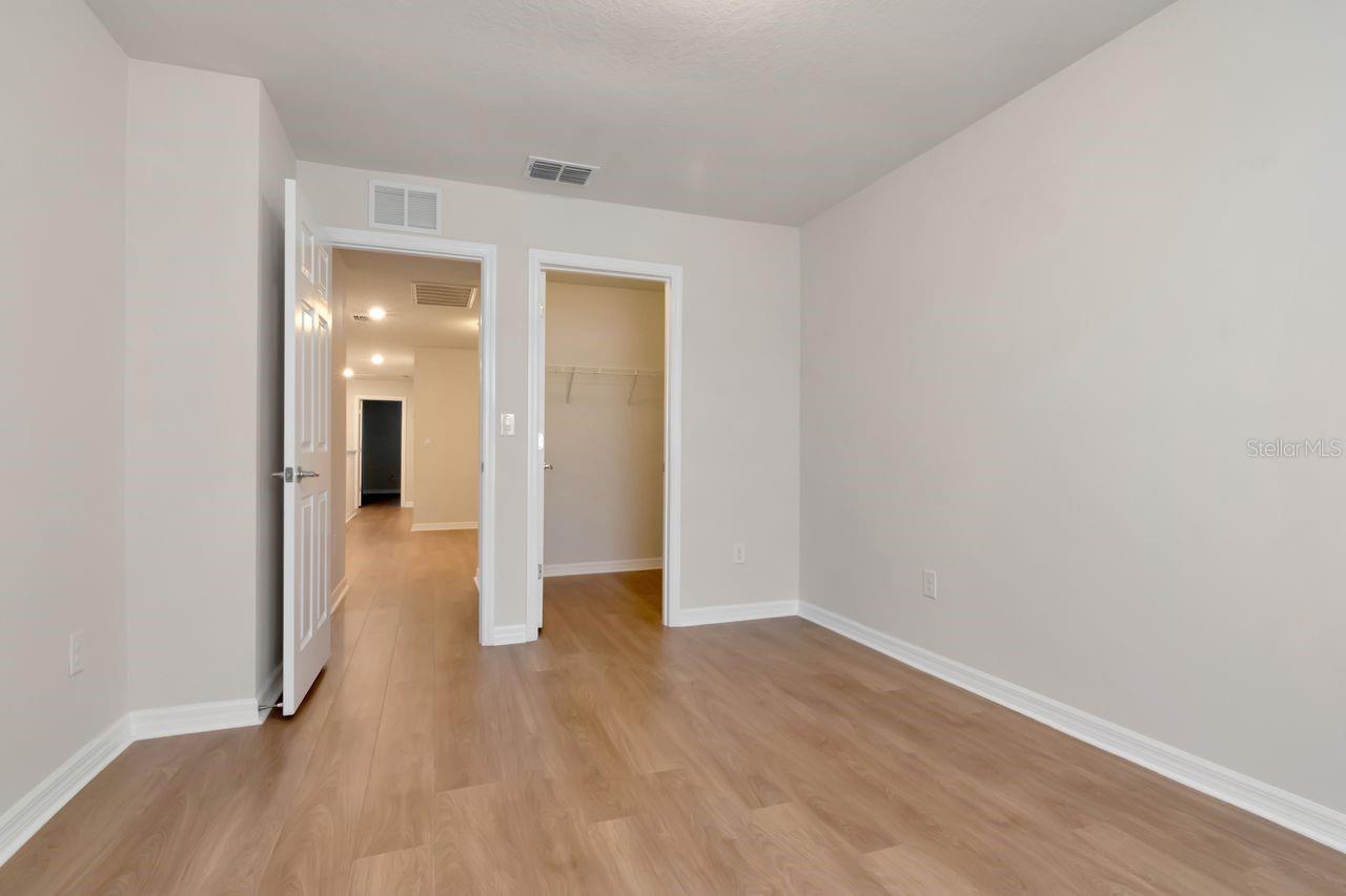 5368 Sylvester Loop Property Photo 35