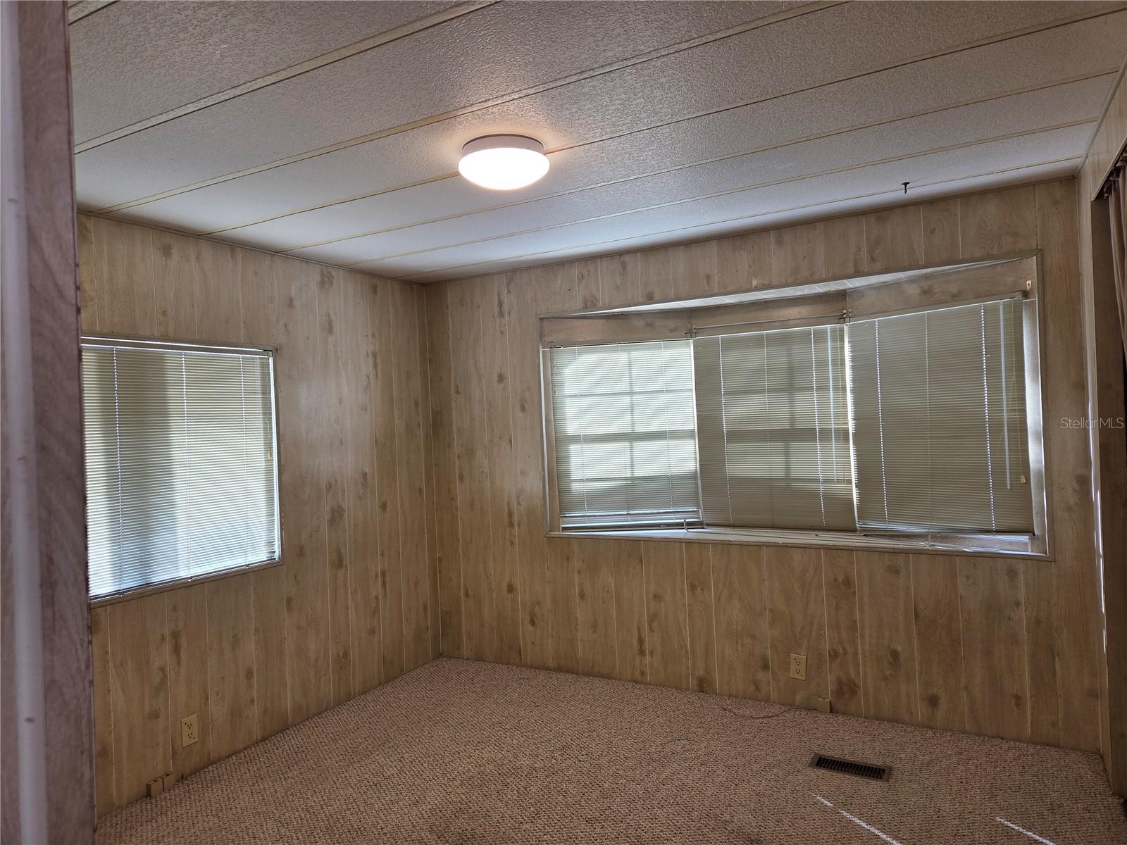 8828 Kanawha Rd Property Photo 8
