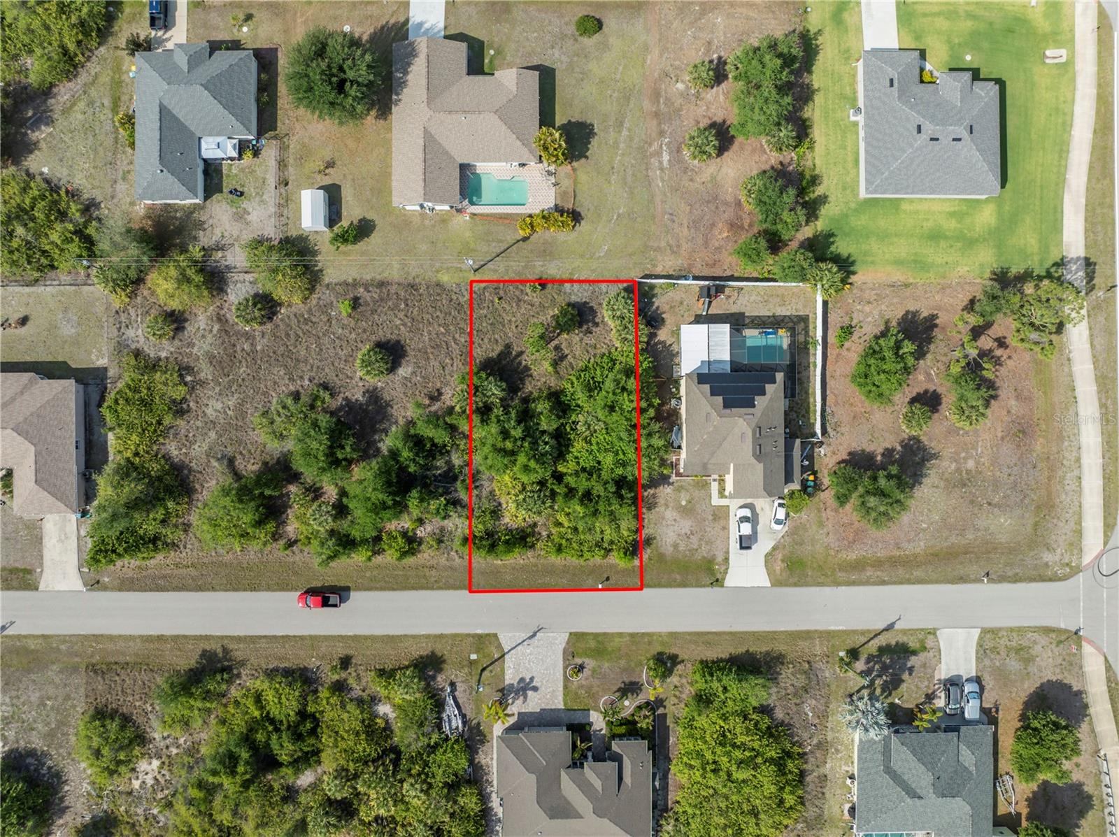 14337 Edna Cir Property Photo 6