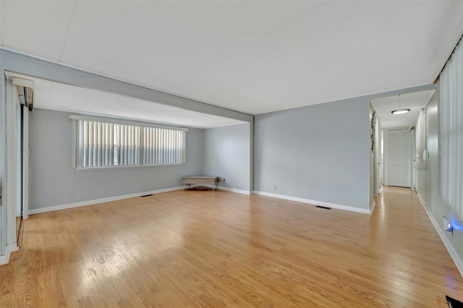 162 S Saint Thomas Cir Property Photo 9