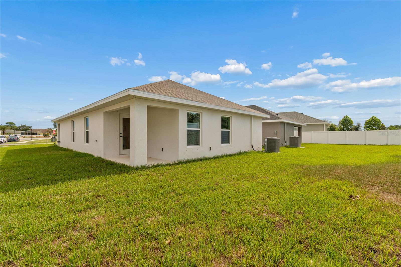 9409 Highland Hills Dr St Property Photo 16