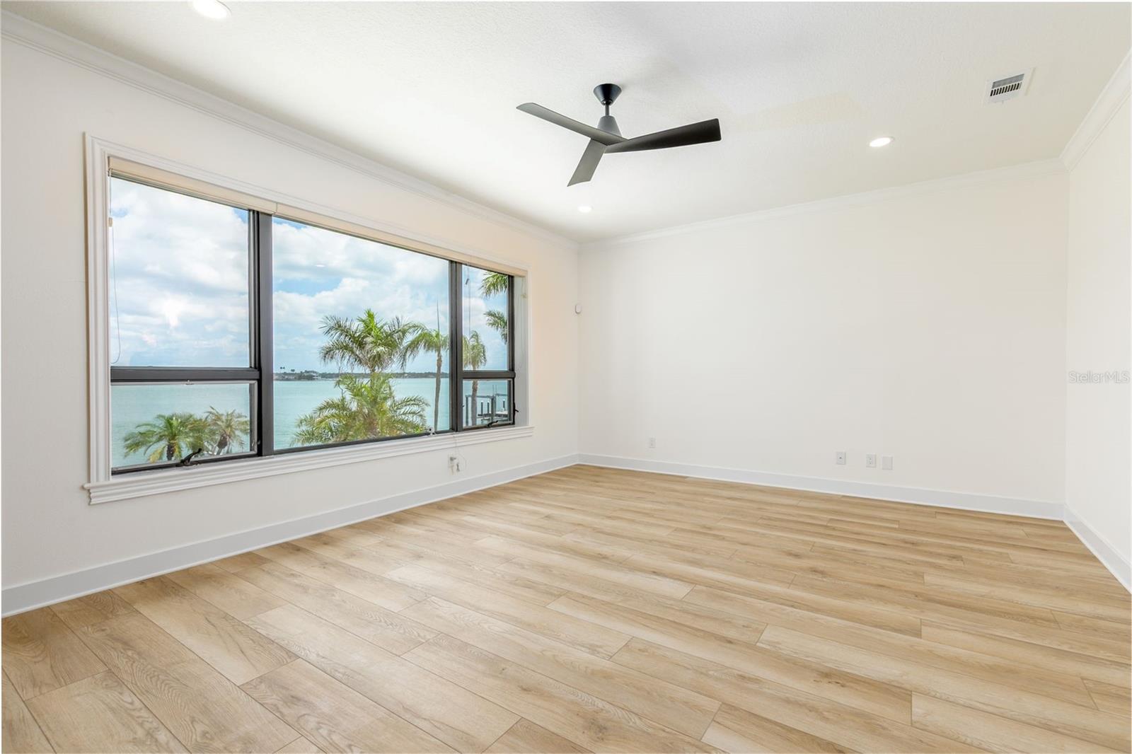 4 Paradise Ln Property Photo 17