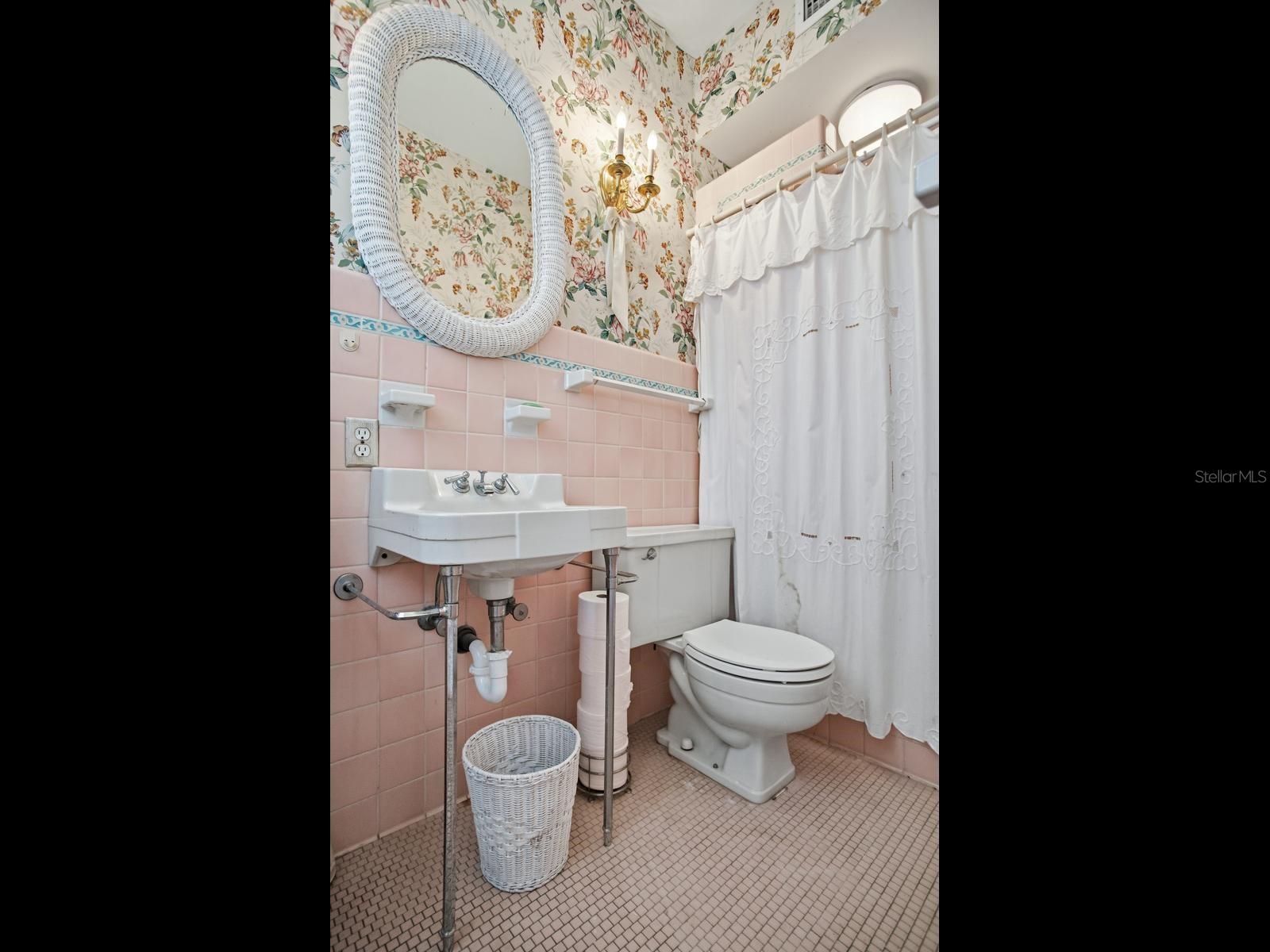3424 Jean Cir Property Photo 37