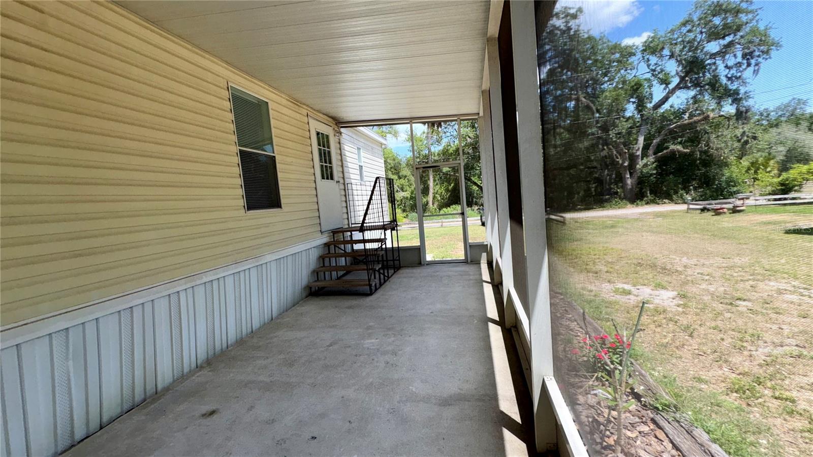 19112 Iverson Rd Property Photo 8