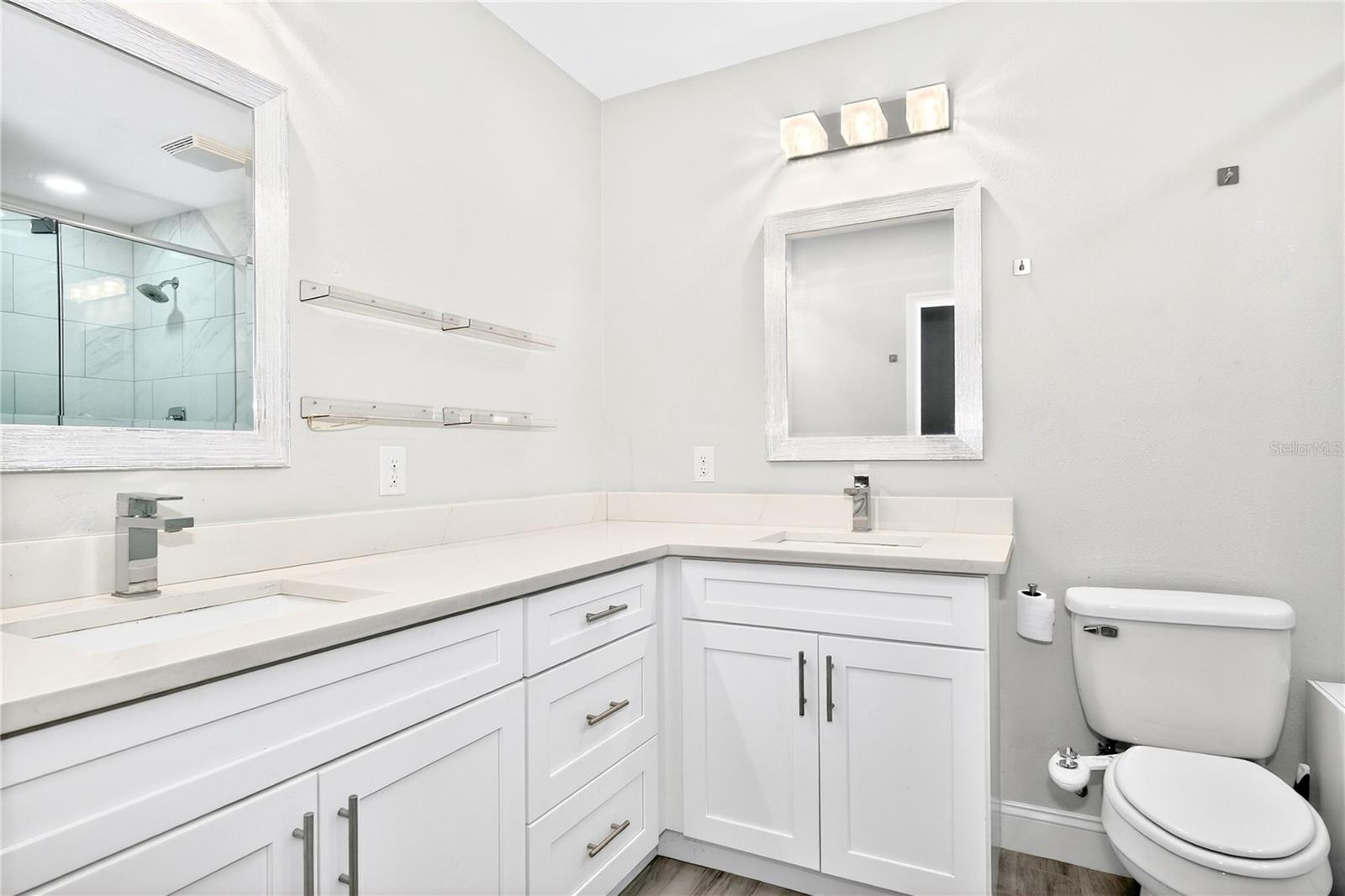 3608 W Carmen St Property Photo 21