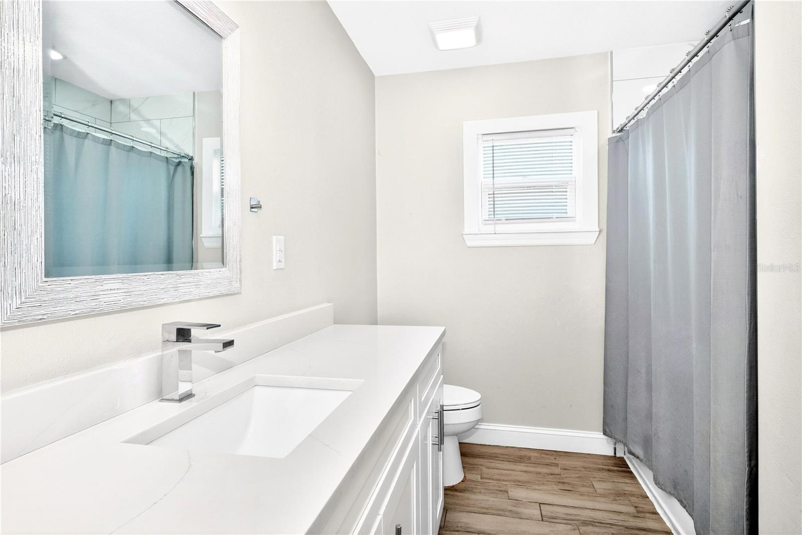 3608 W Carmen St Property Photo 25