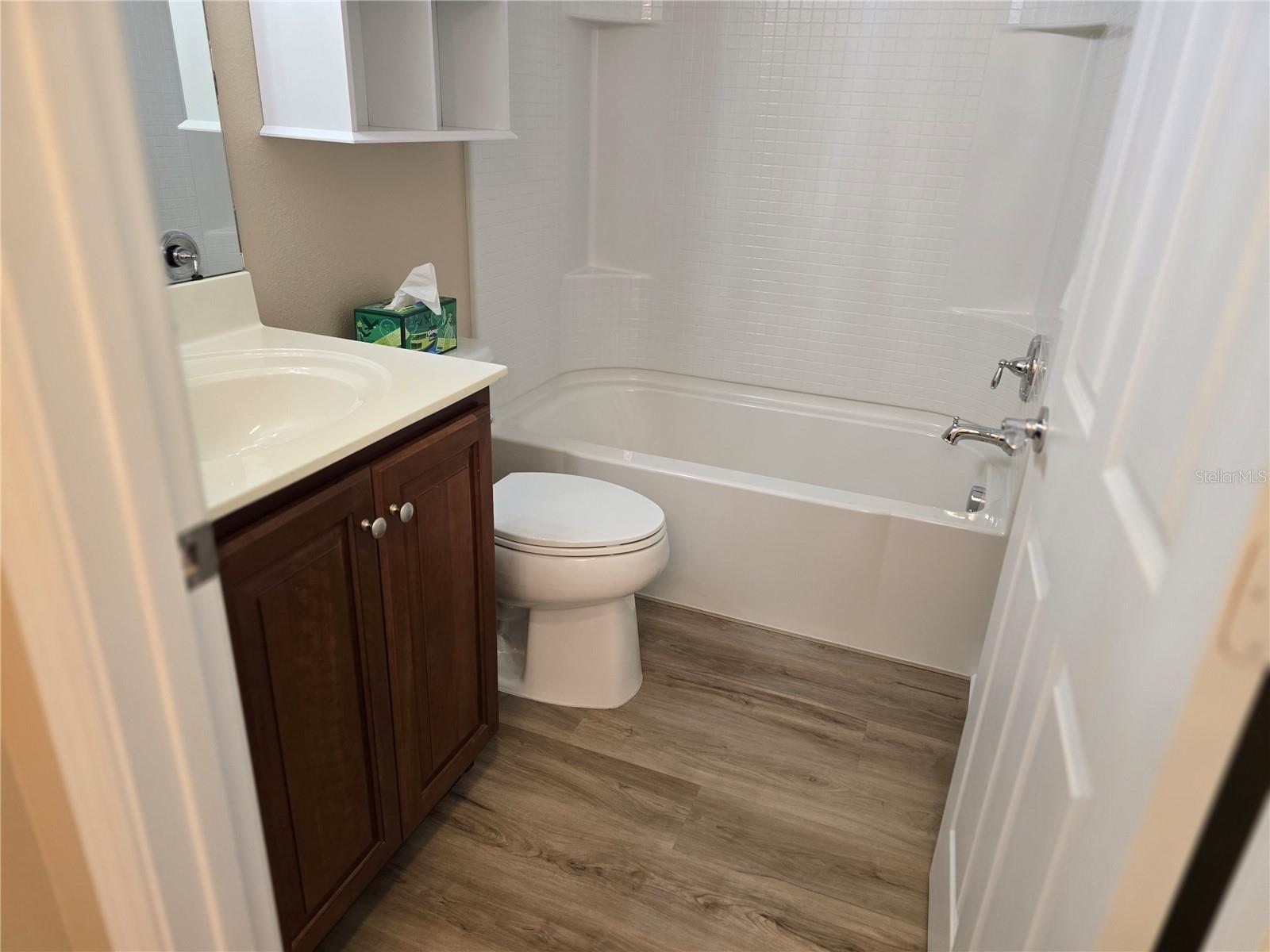 5646 Sunset Falls Dr Property Photo 15