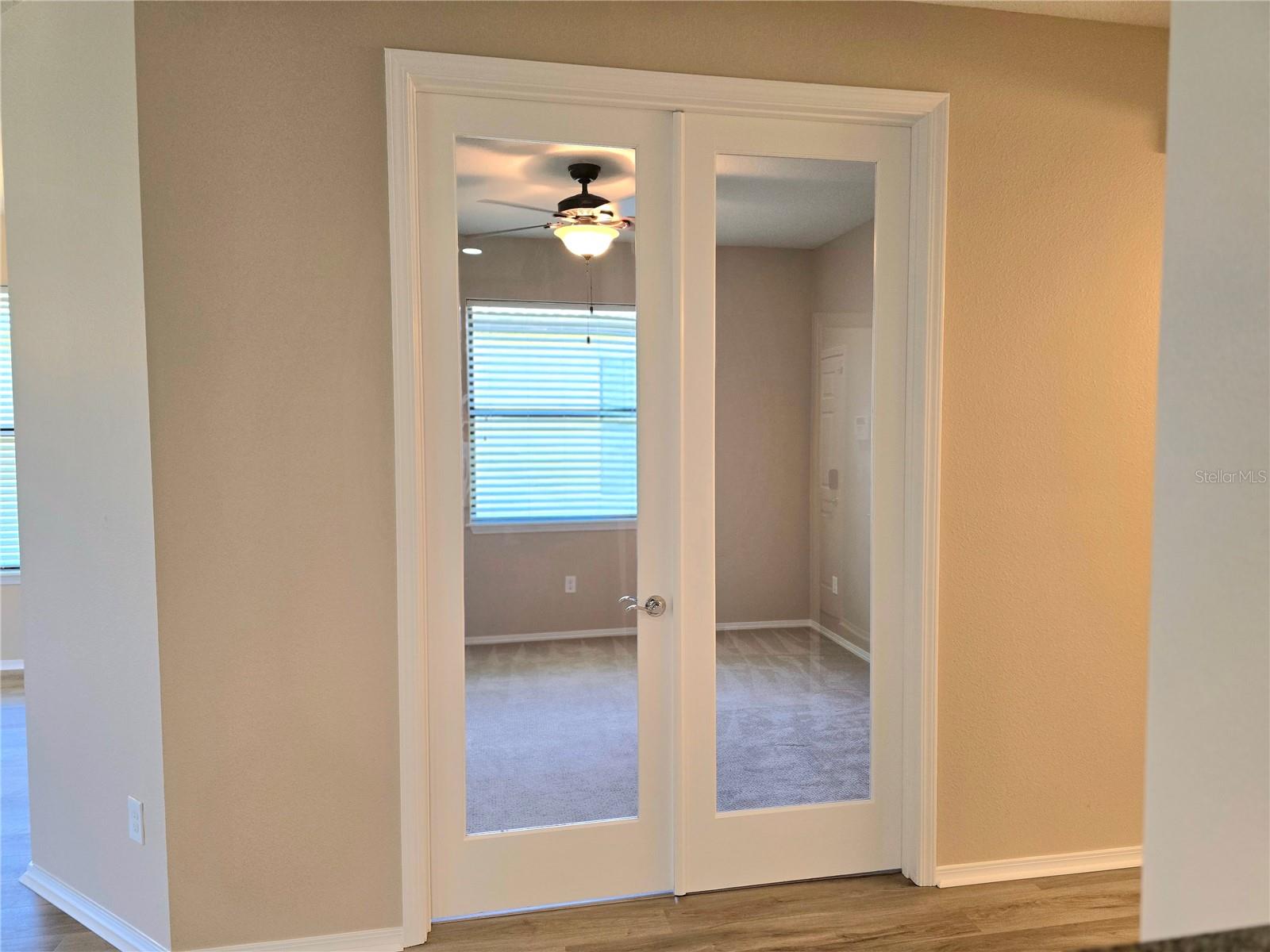 5646 Sunset Falls Dr Property Photo 16