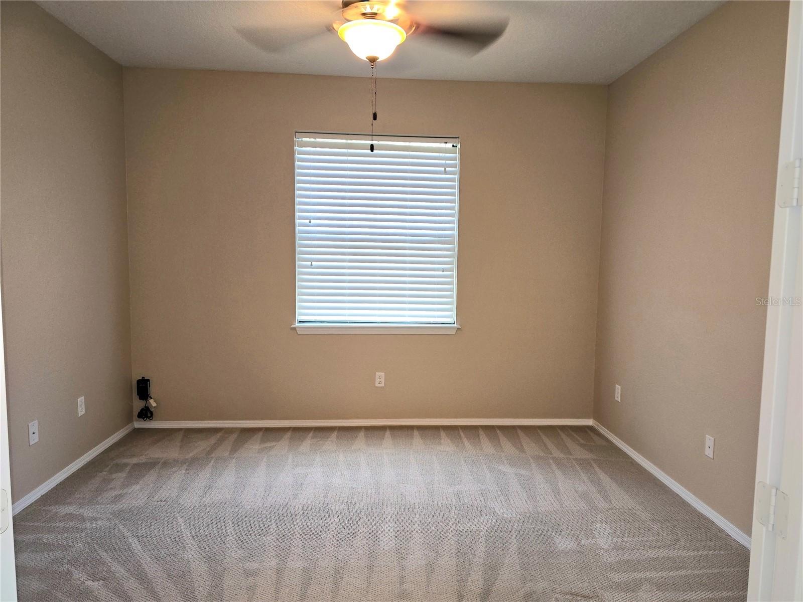 5646 Sunset Falls Dr Property Photo 17