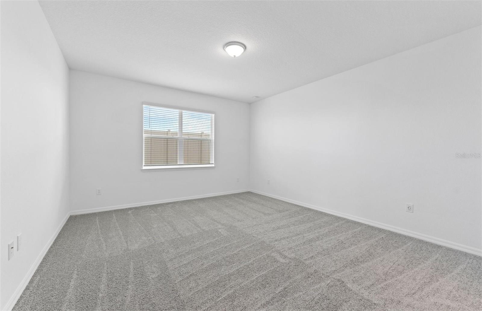 16816 Harmony River Ln Property Photo 9