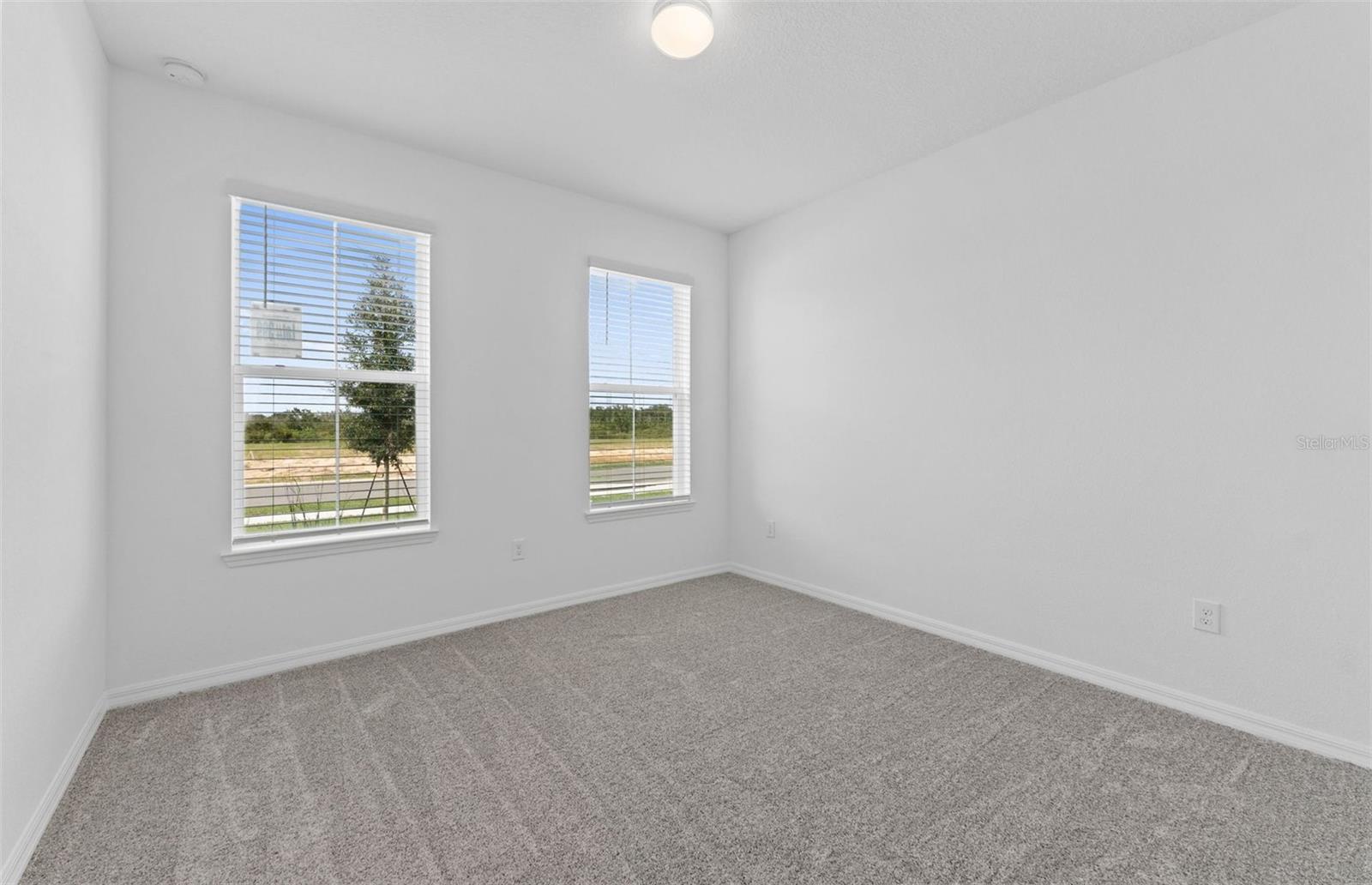16816 Harmony River Ln Property Photo 12