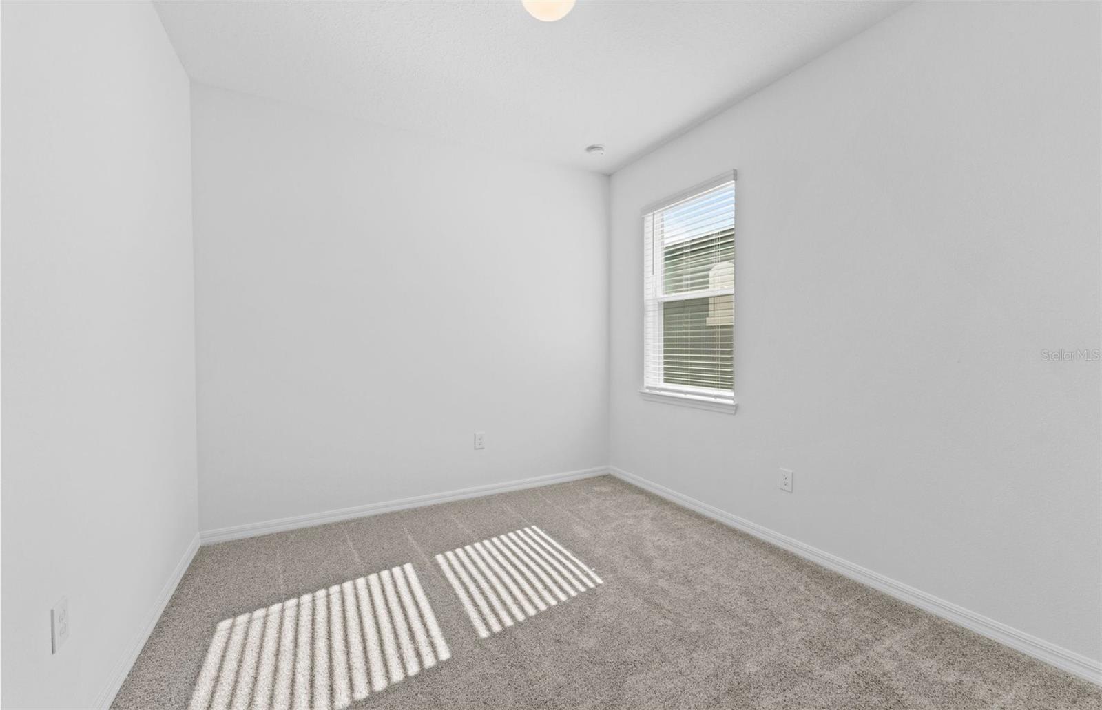 16816 Harmony River Ln Property Photo 14