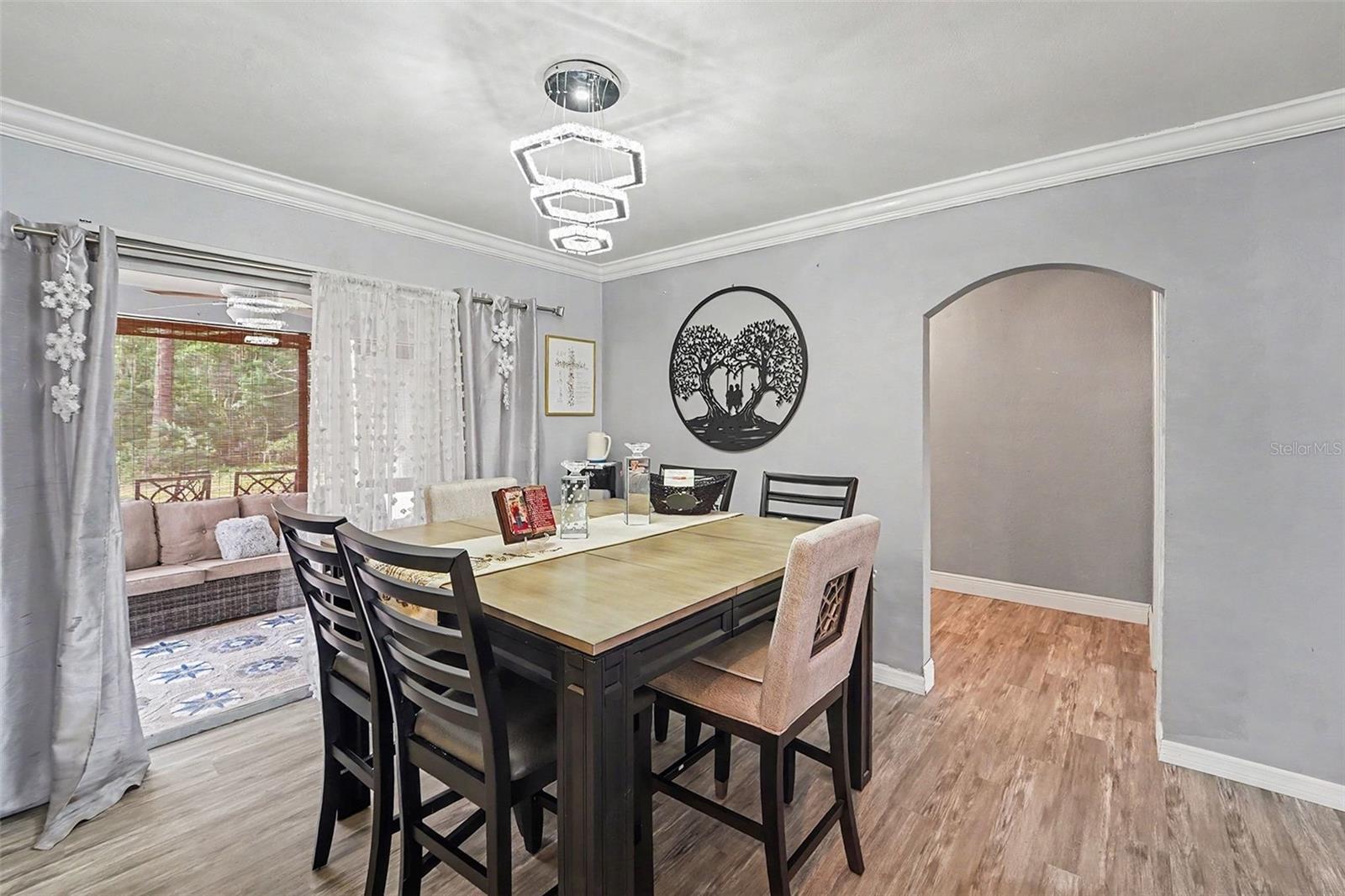13020 Sugar Creek Blvd Property Photo 10
