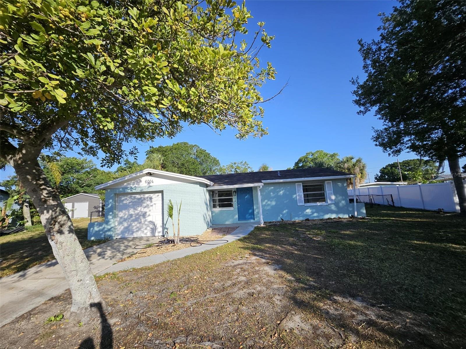 6004 Fortune Pl Property Photo 1