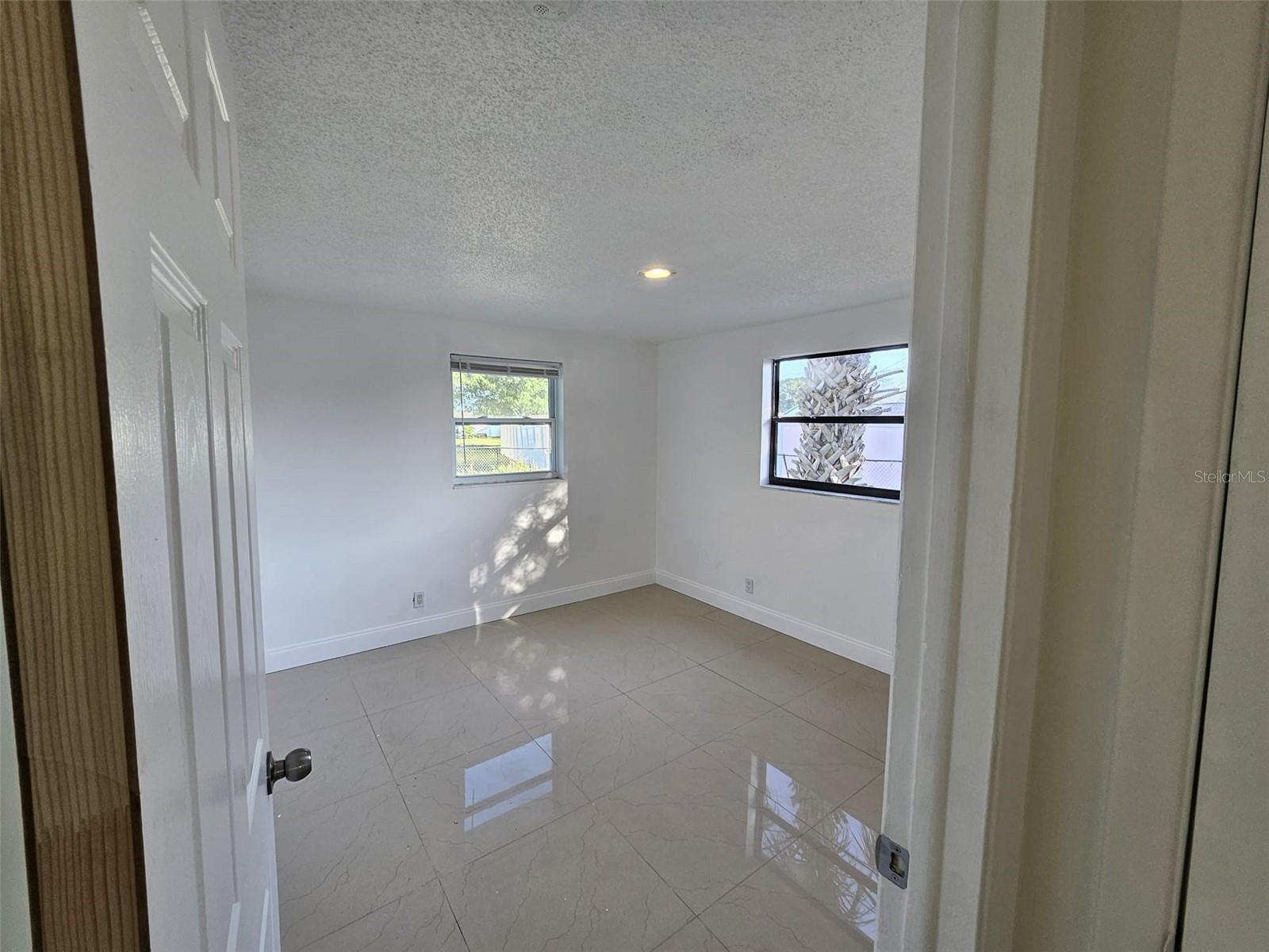 6004 Fortune Pl Property Photo 9