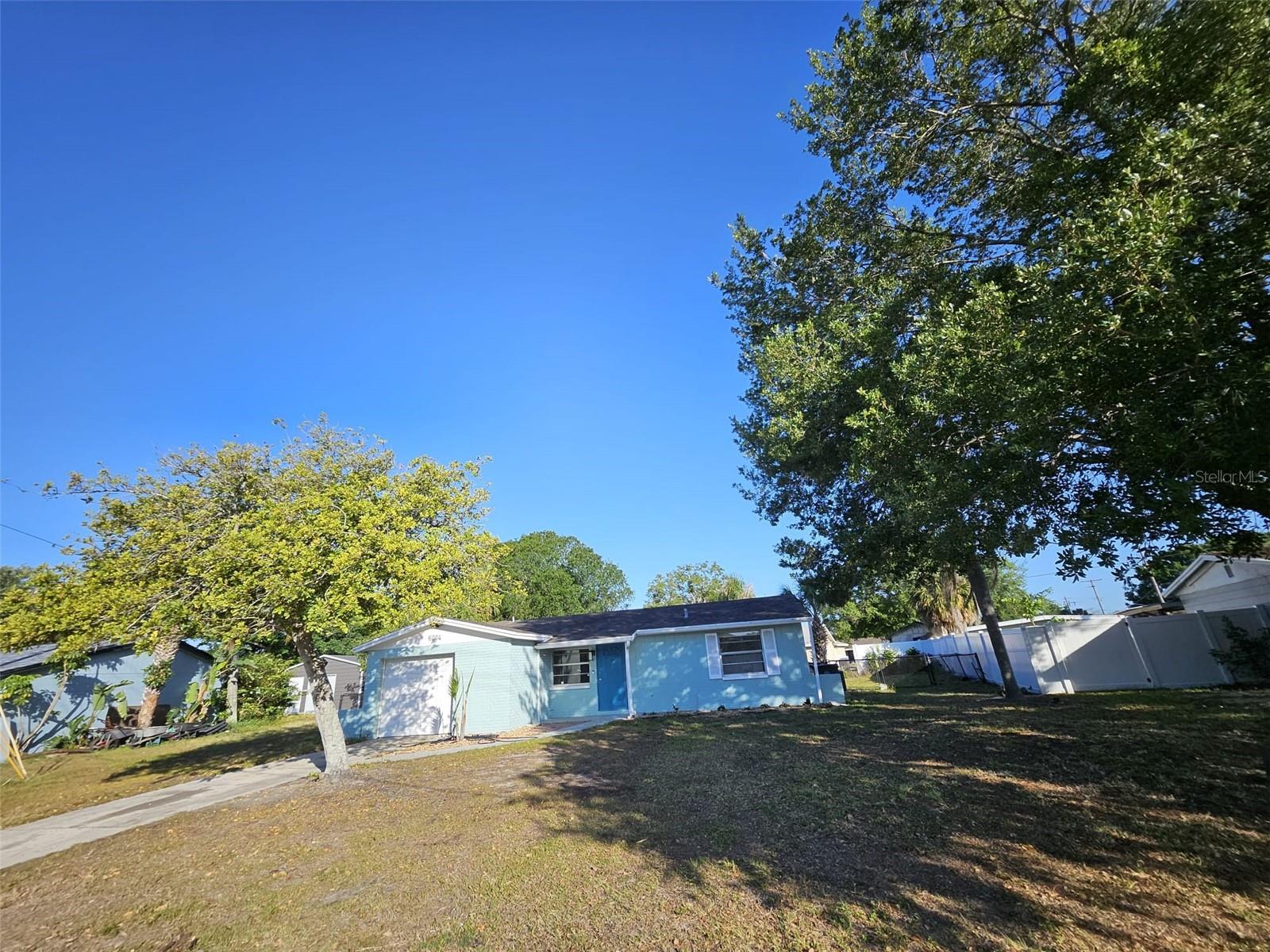 6004 Fortune Pl Property Photo 10