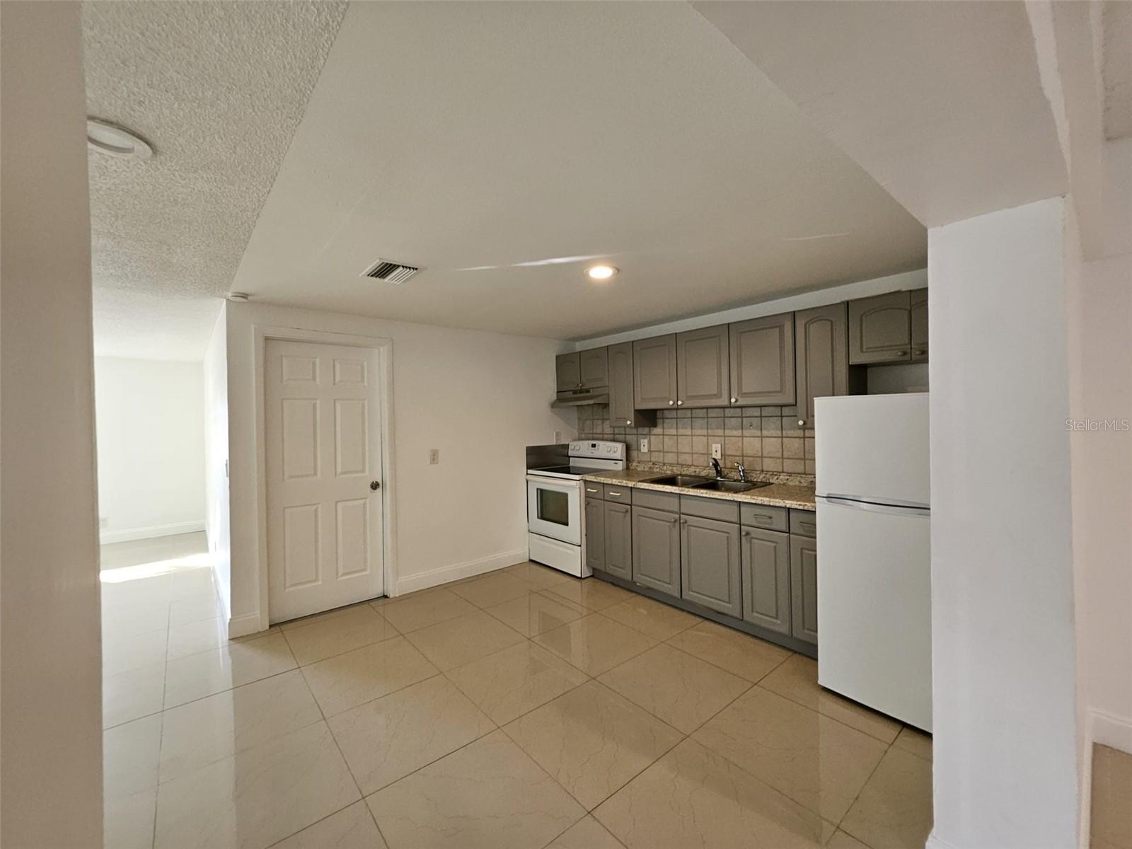 6004 Fortune Pl Property Photo 17