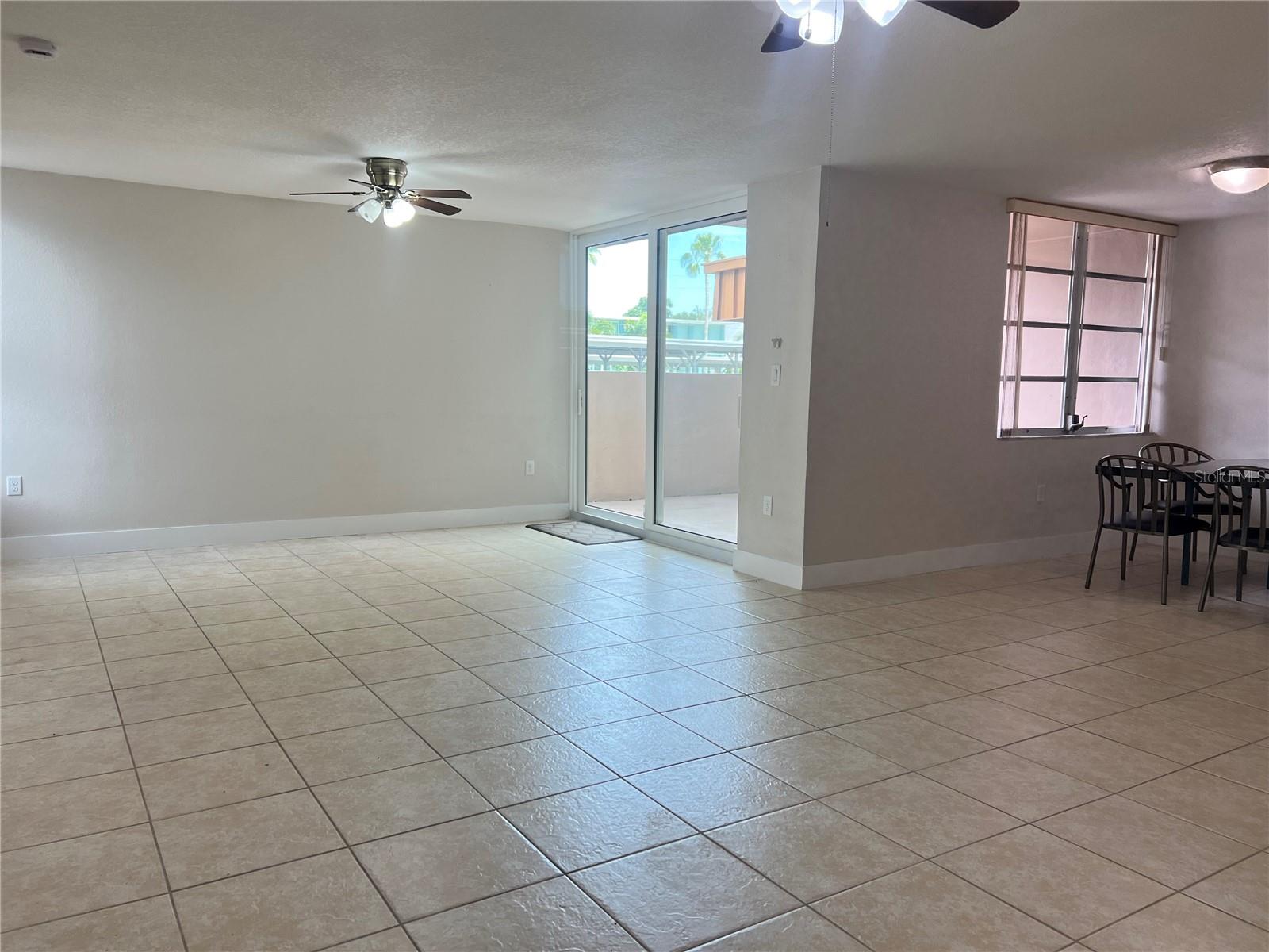 632 Edgewater Dr #139 Property Photo 11